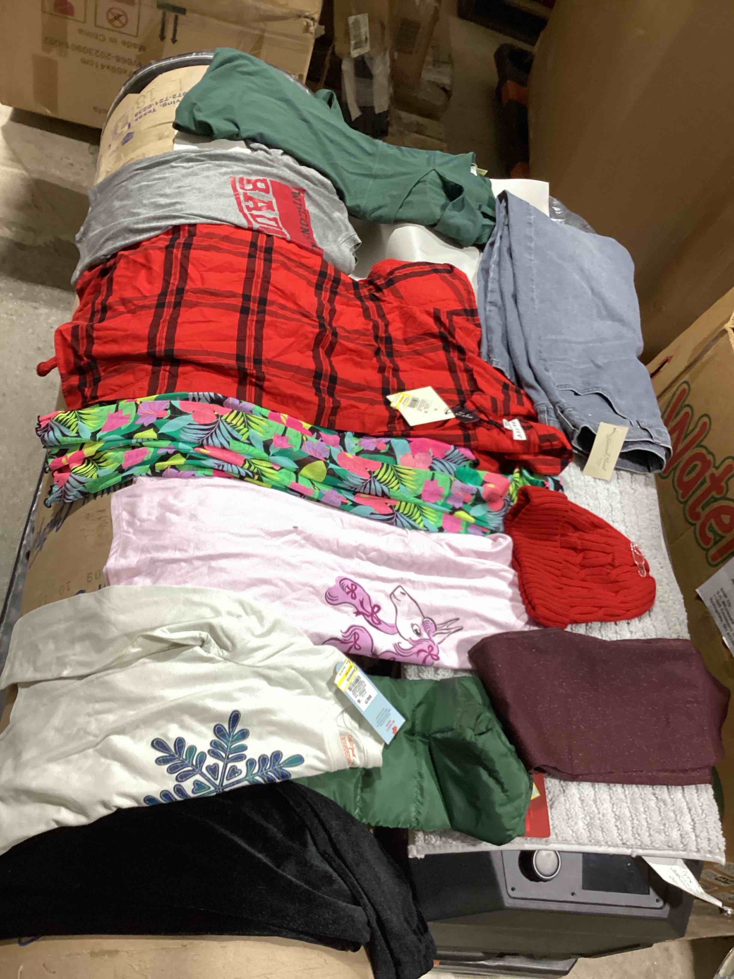 Different Women’s and girls’ clothing