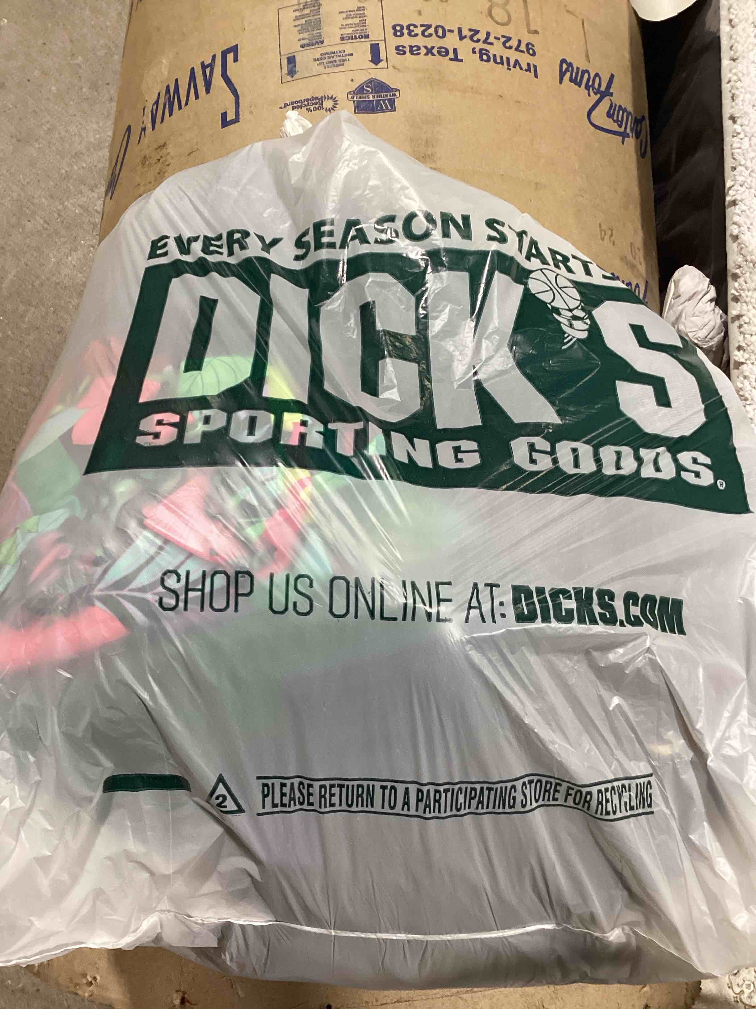 https://s3.amazonaws.com/lotting-images-prod/bidfta/BRN1778670_1754490592963.jpeg