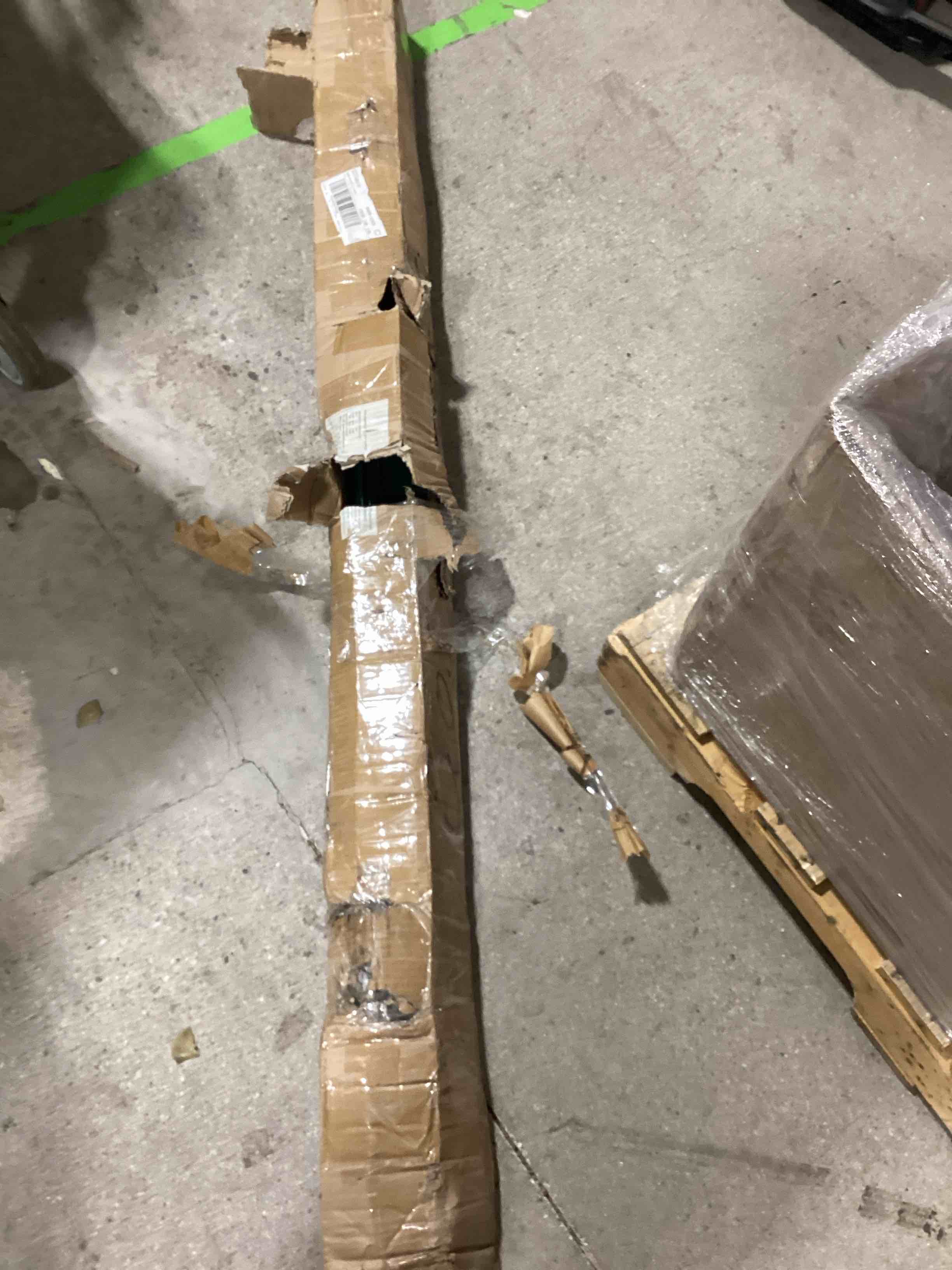 Metal fence post