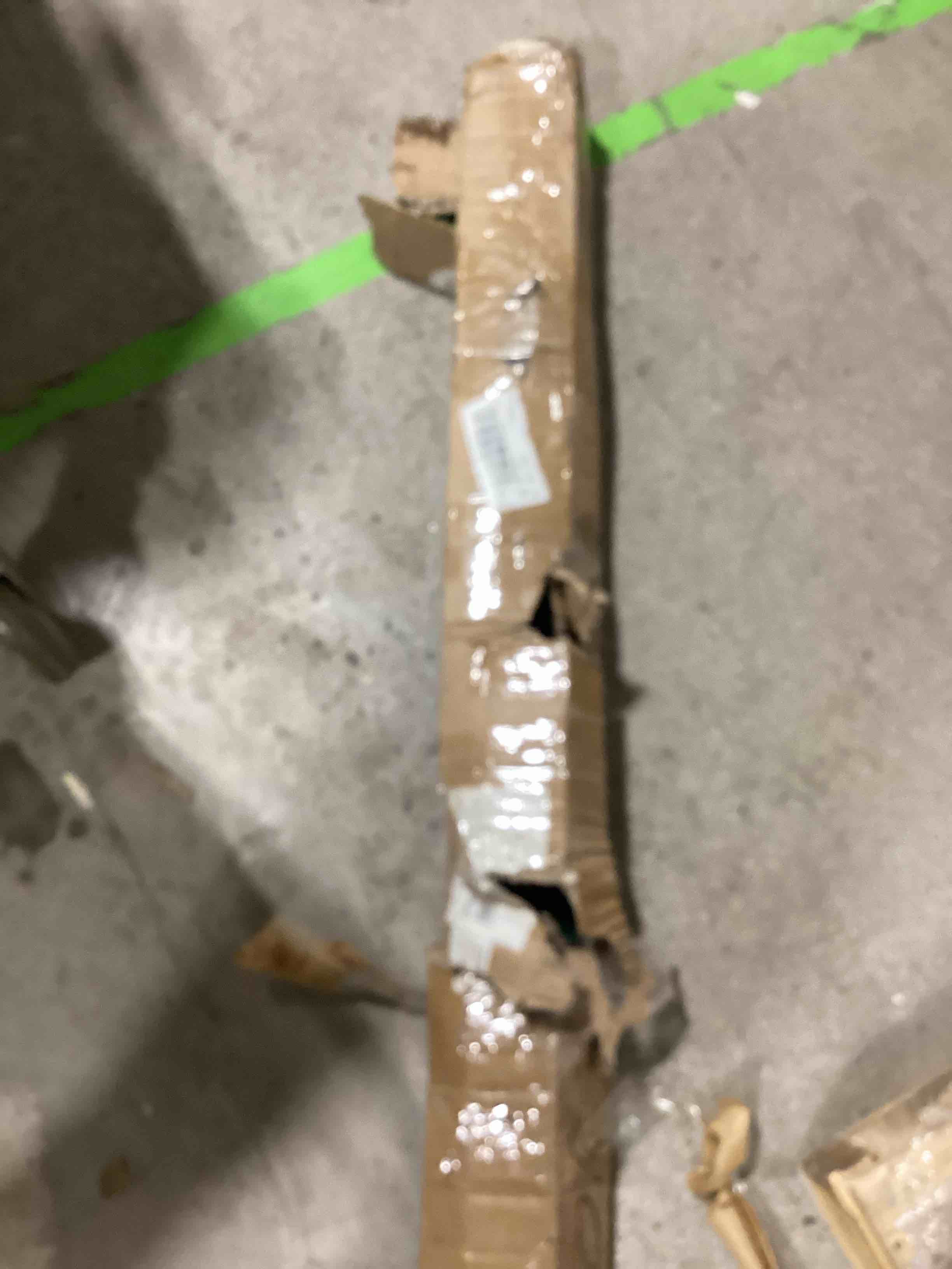 https://s3.amazonaws.com/lotting-images-prod/bidfta/BRN1778713_1754516442543.jpeg