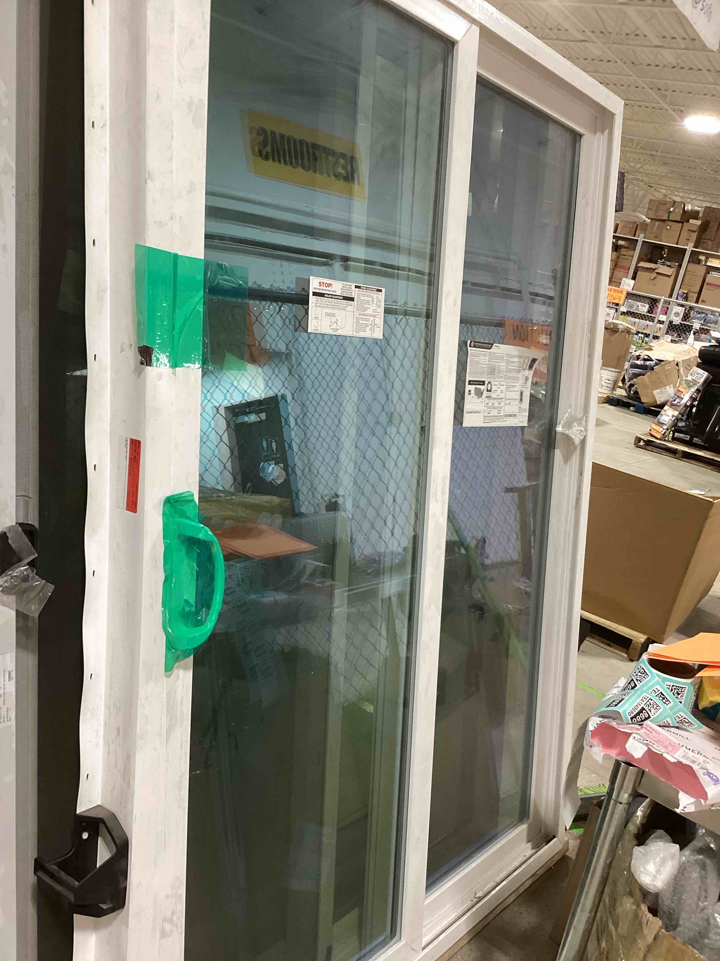 Ply-Gem-59  1/2 X 79 1/2 Classic-Series-White-Vinyl-Right-Hand-Sliding-Patio-Door-with-HPSC-Glass-Screen-Included-CLASSI