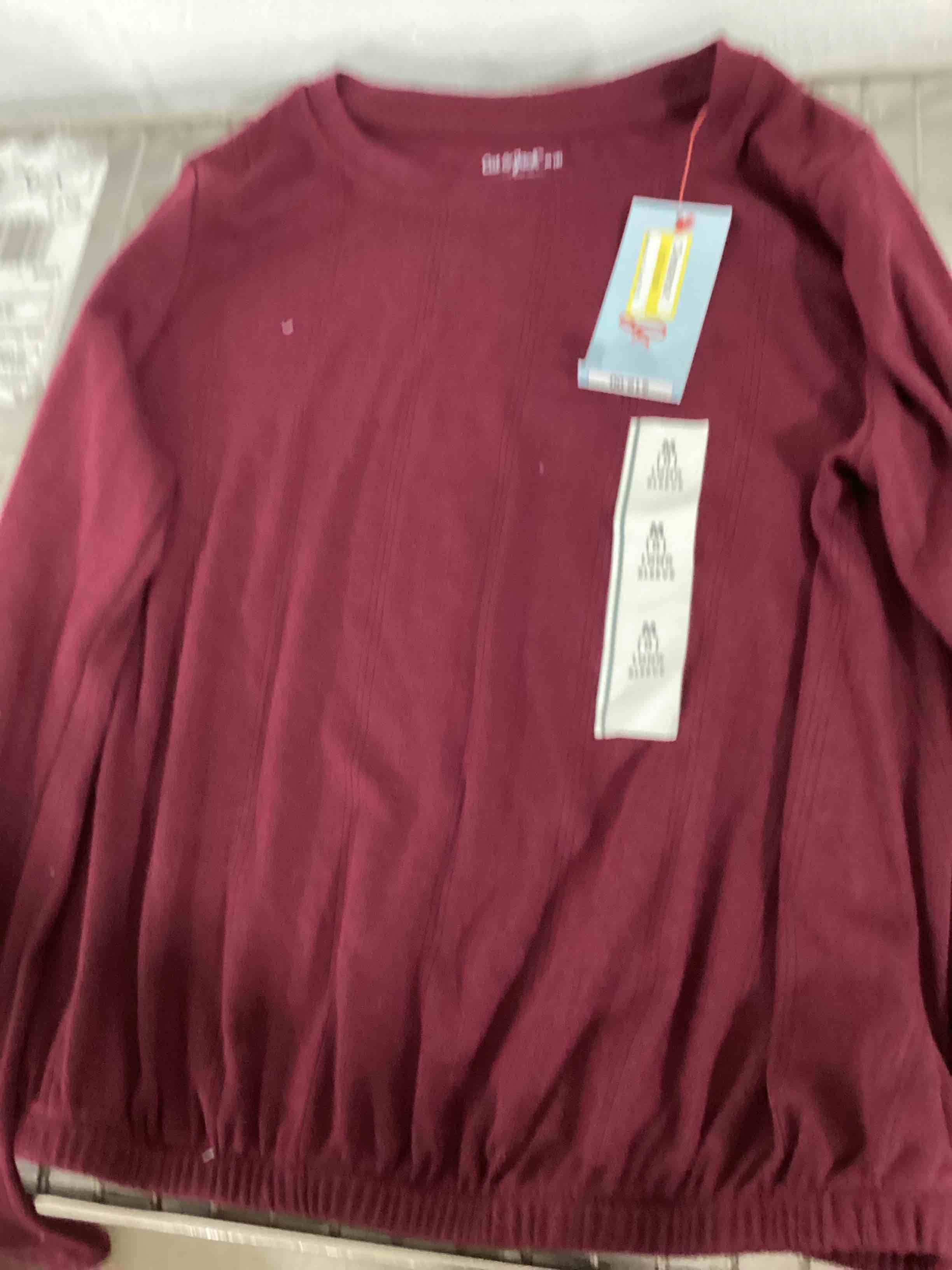 Girl’s clothes