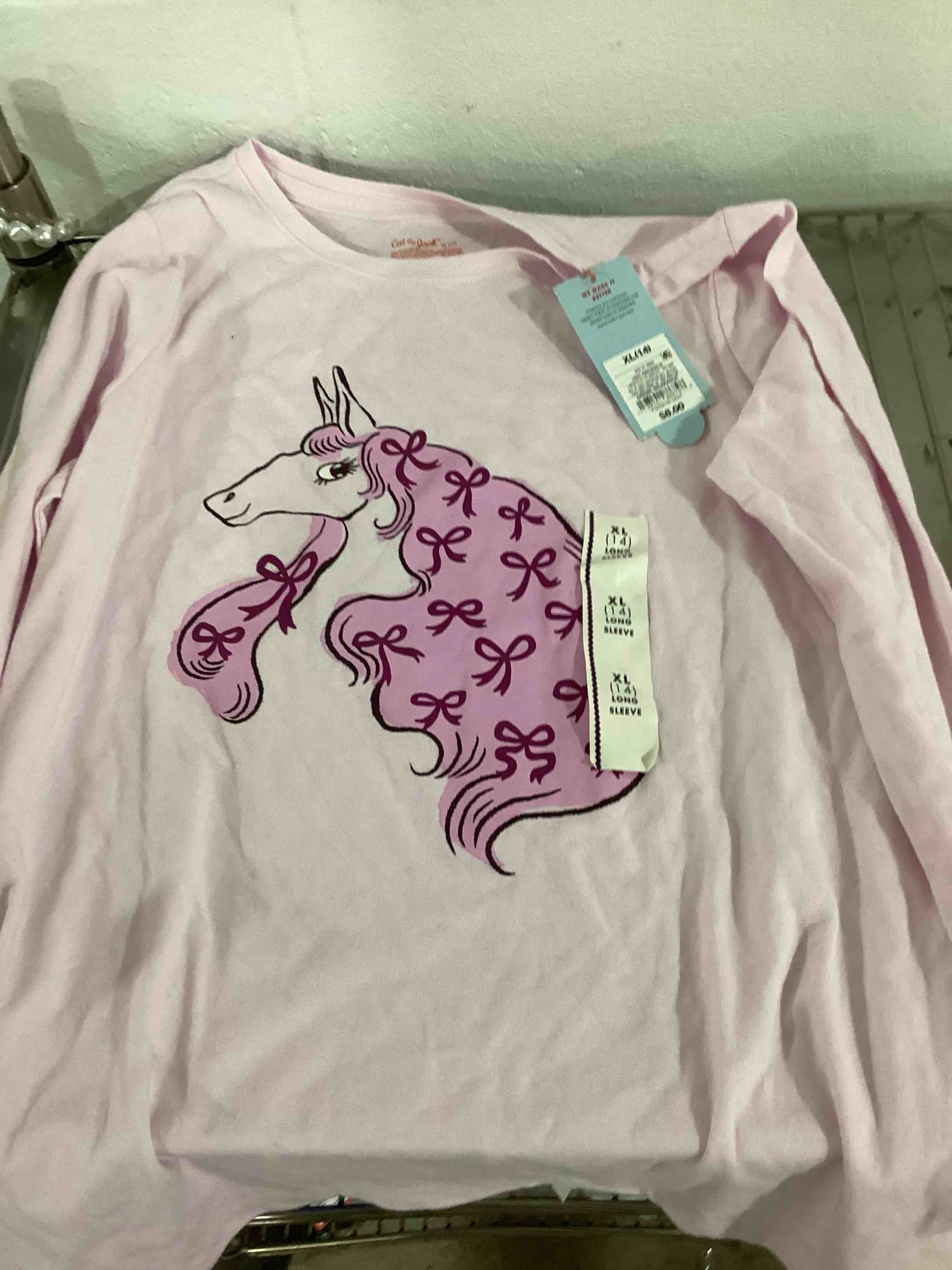 Girl’s clothes