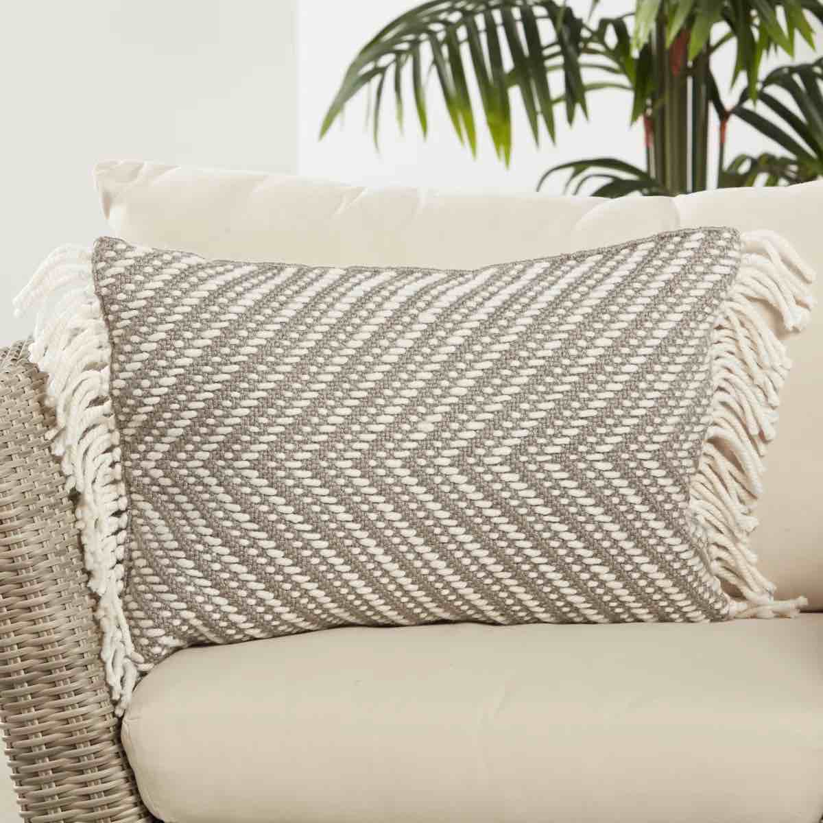 Settia Outdoor Rectangular Pillow Cover & Insert