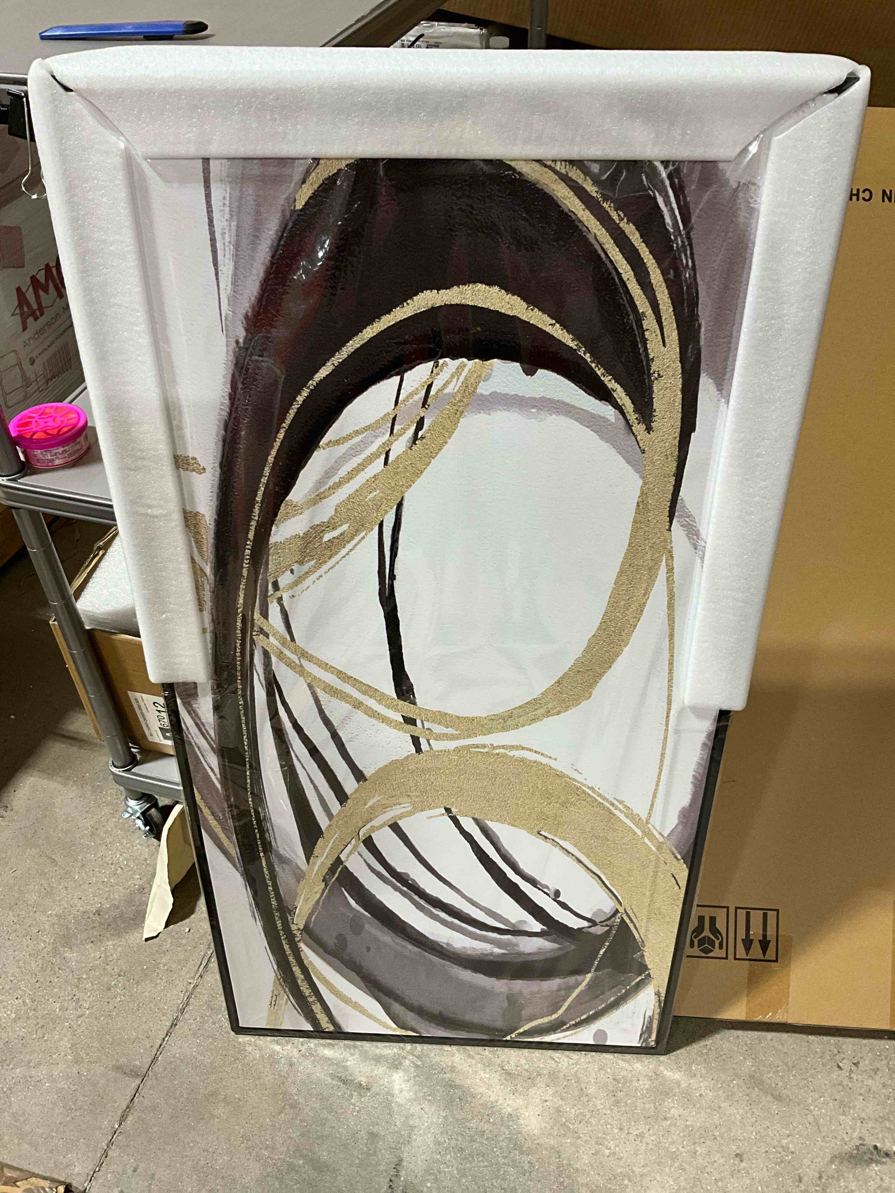 Designart 'Gold Glamour Circle III' Posh & Luxe gallery-wrapped Canvas