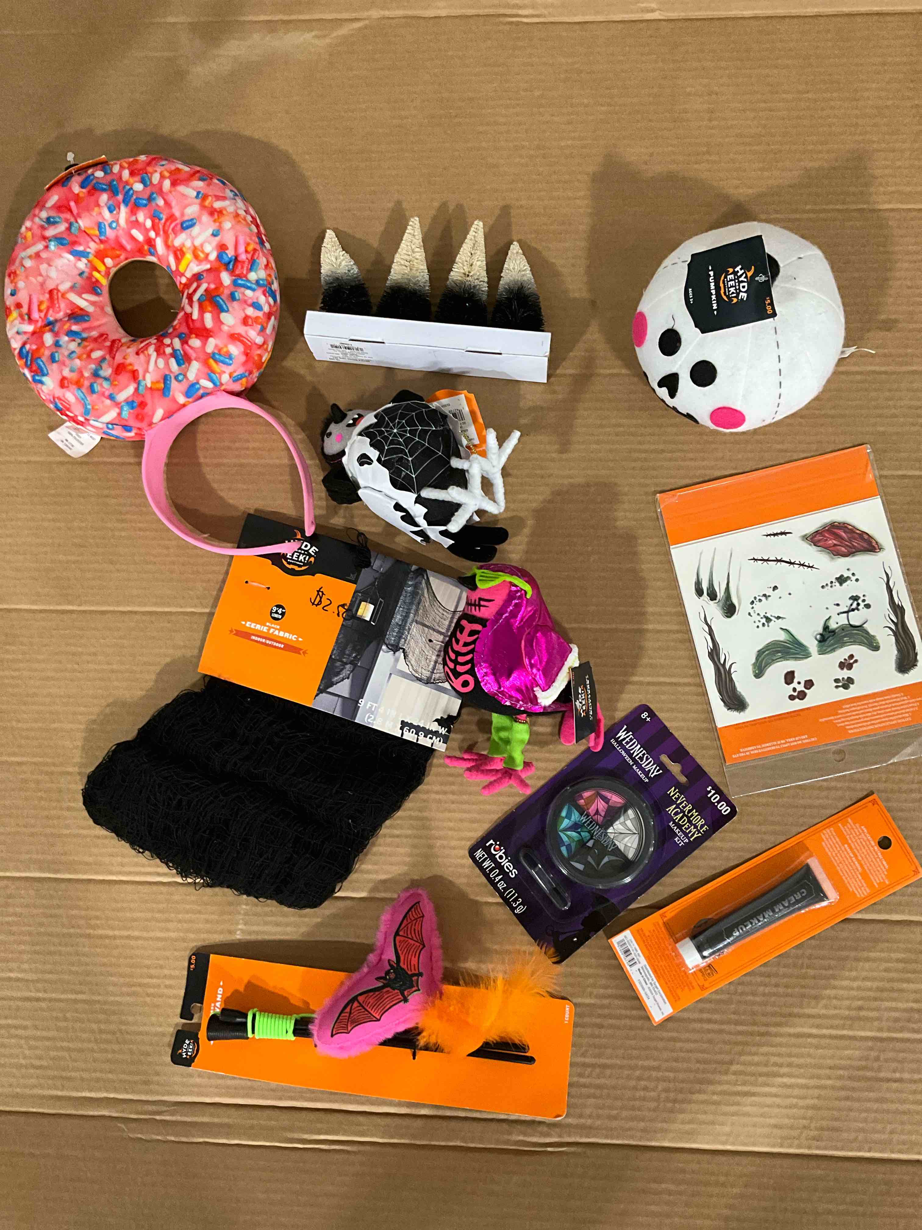 Assorted Halloween Items