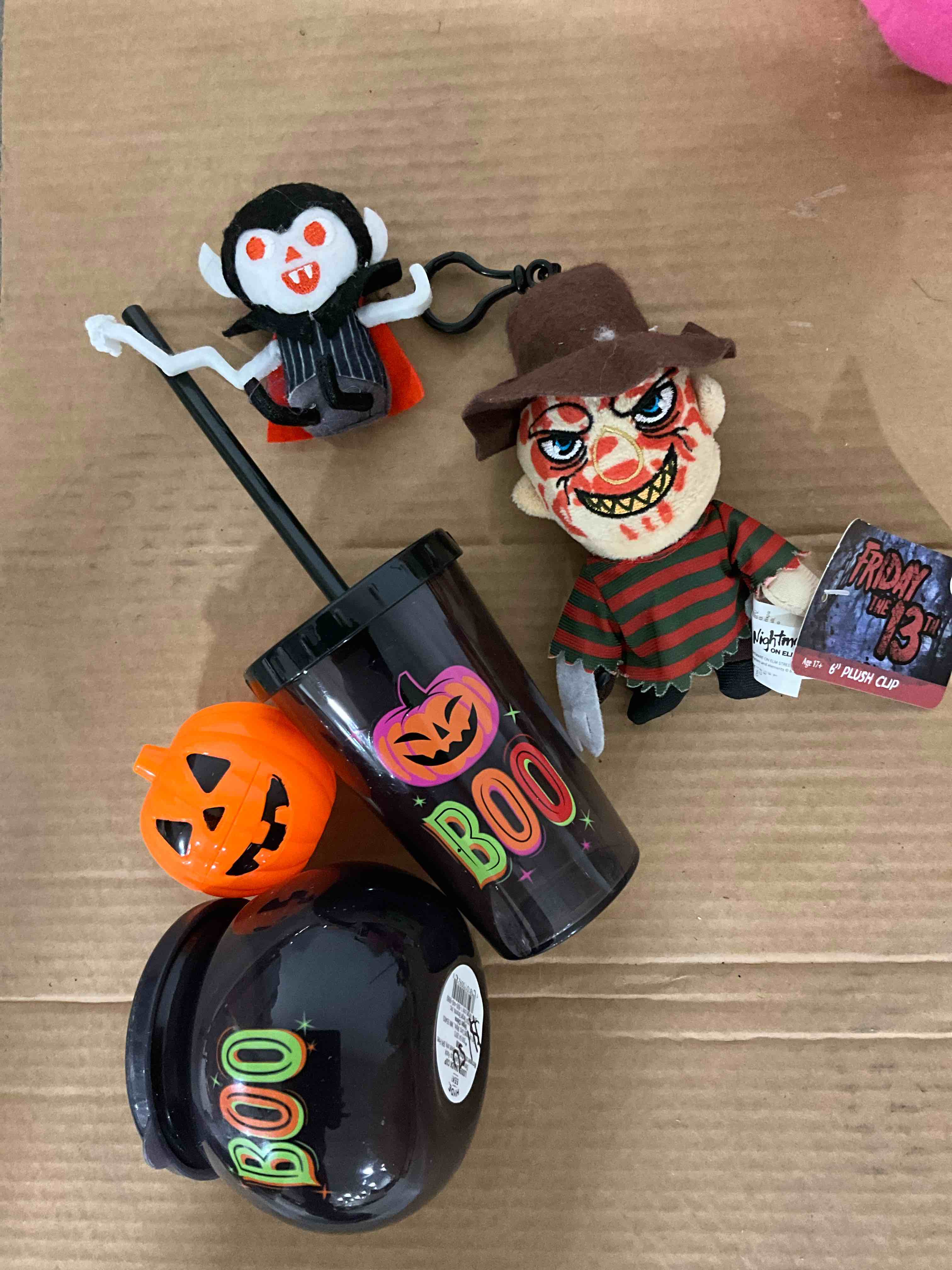 Assorted Halloween items