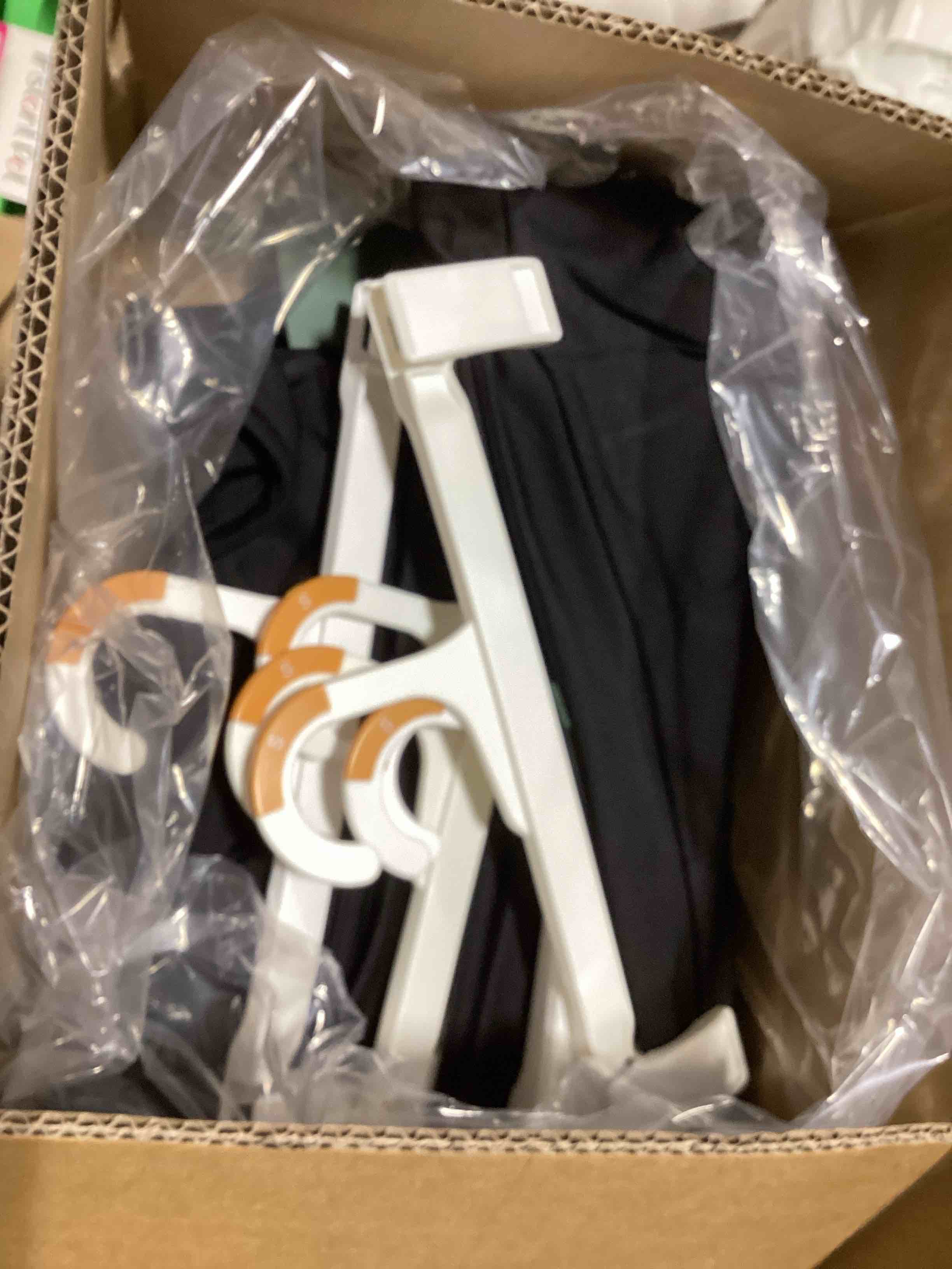 https://s3.amazonaws.com/lotting-images-prod/bidfta/BRN1783410_1752763770119.jpeg