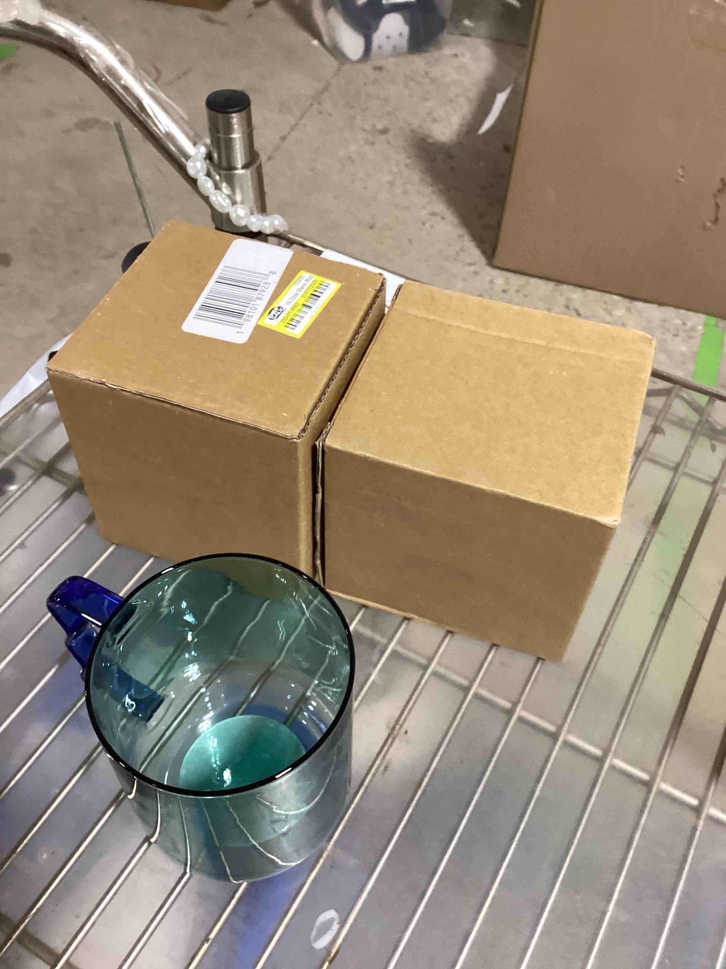 https://s3.amazonaws.com/lotting-images-prod/bidfta/BRN1783438_1752699563353.jpeg