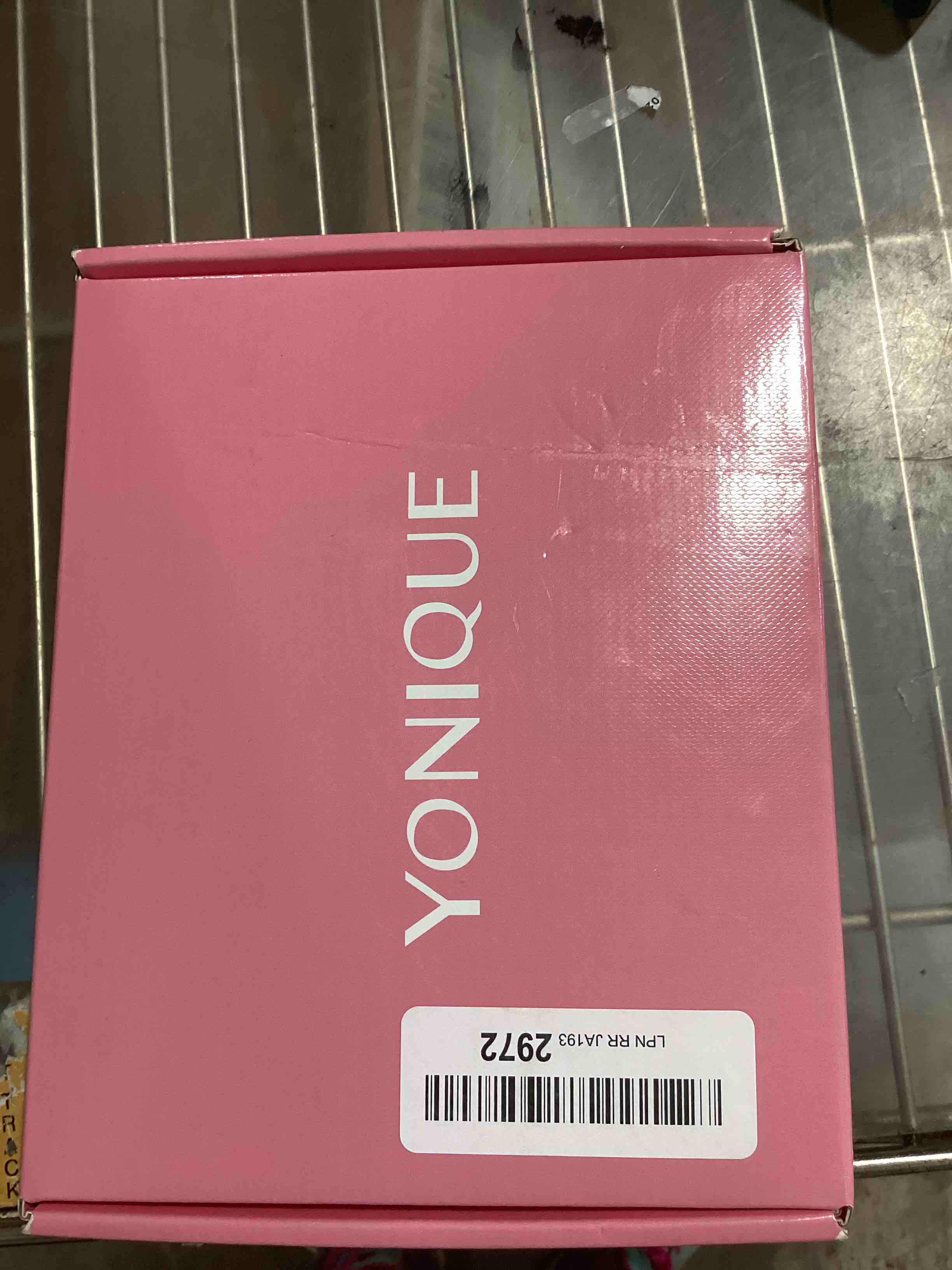 Yonique 