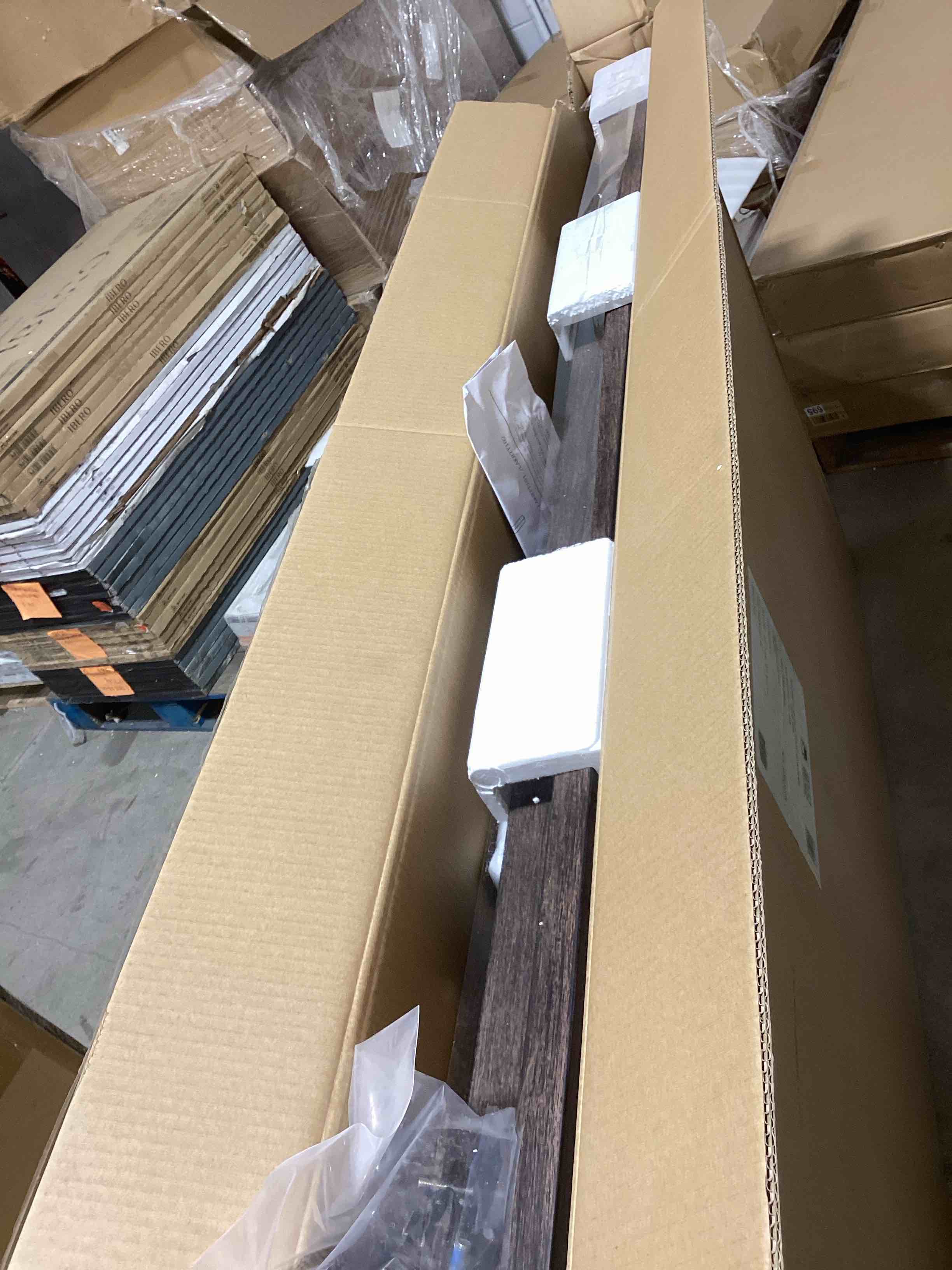 https://s3.amazonaws.com/lotting-images-prod/bidfta/BRN1784513_1753888351586.jpeg