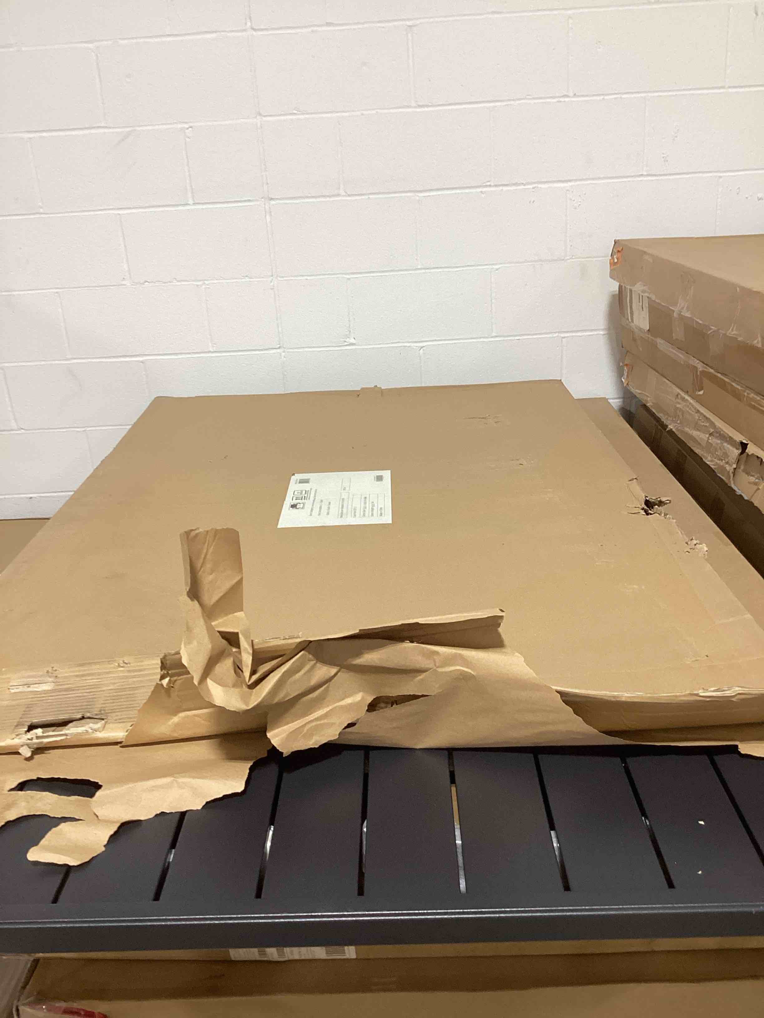https://s3.amazonaws.com/lotting-images-prod/bidfta/BRN1784529_1753889578237.jpeg