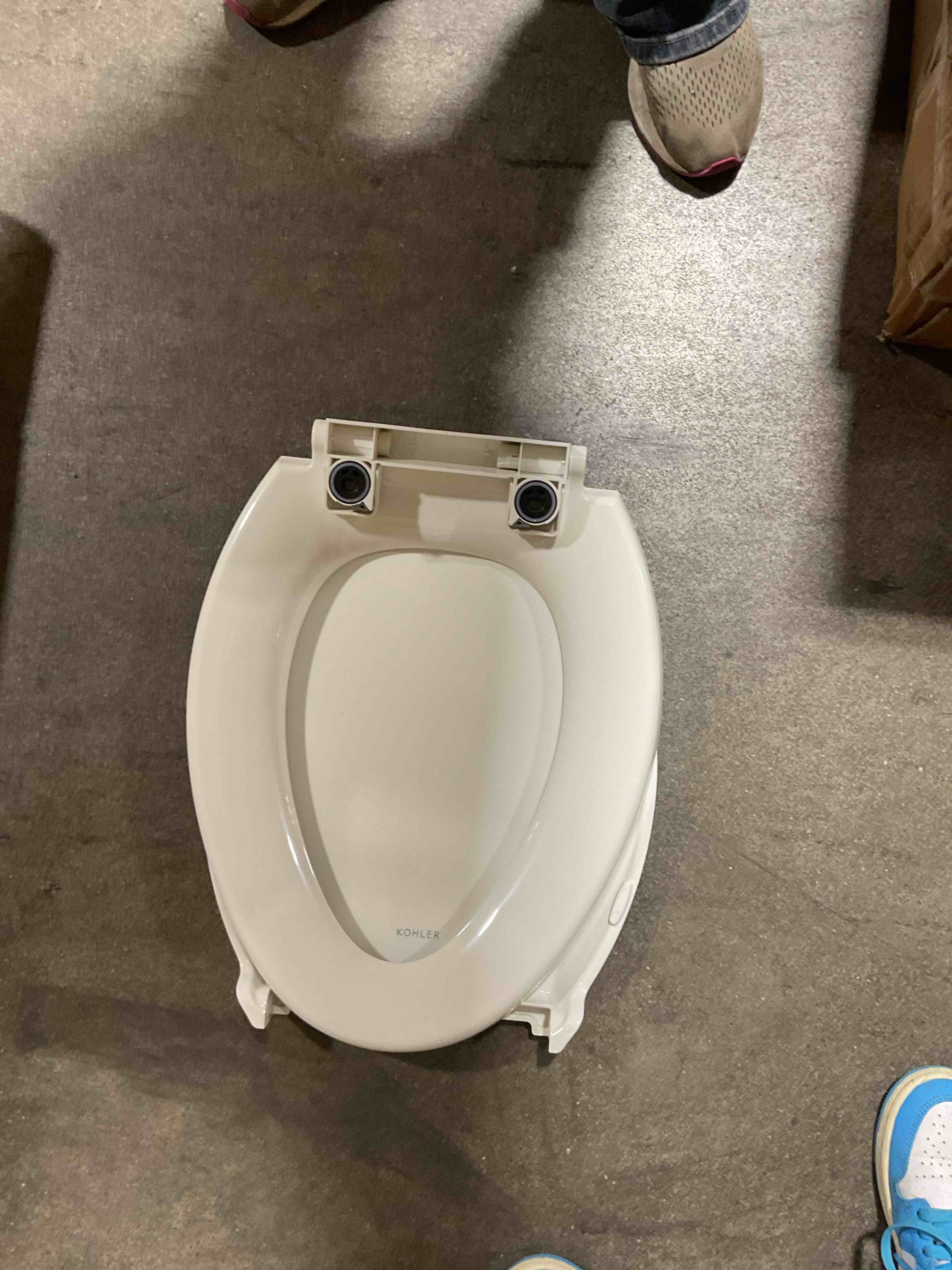 toilet seat white Koehler