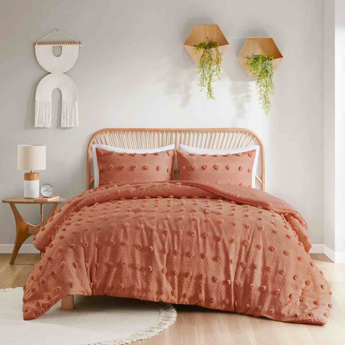 Lucy clip jacquard comforter set
