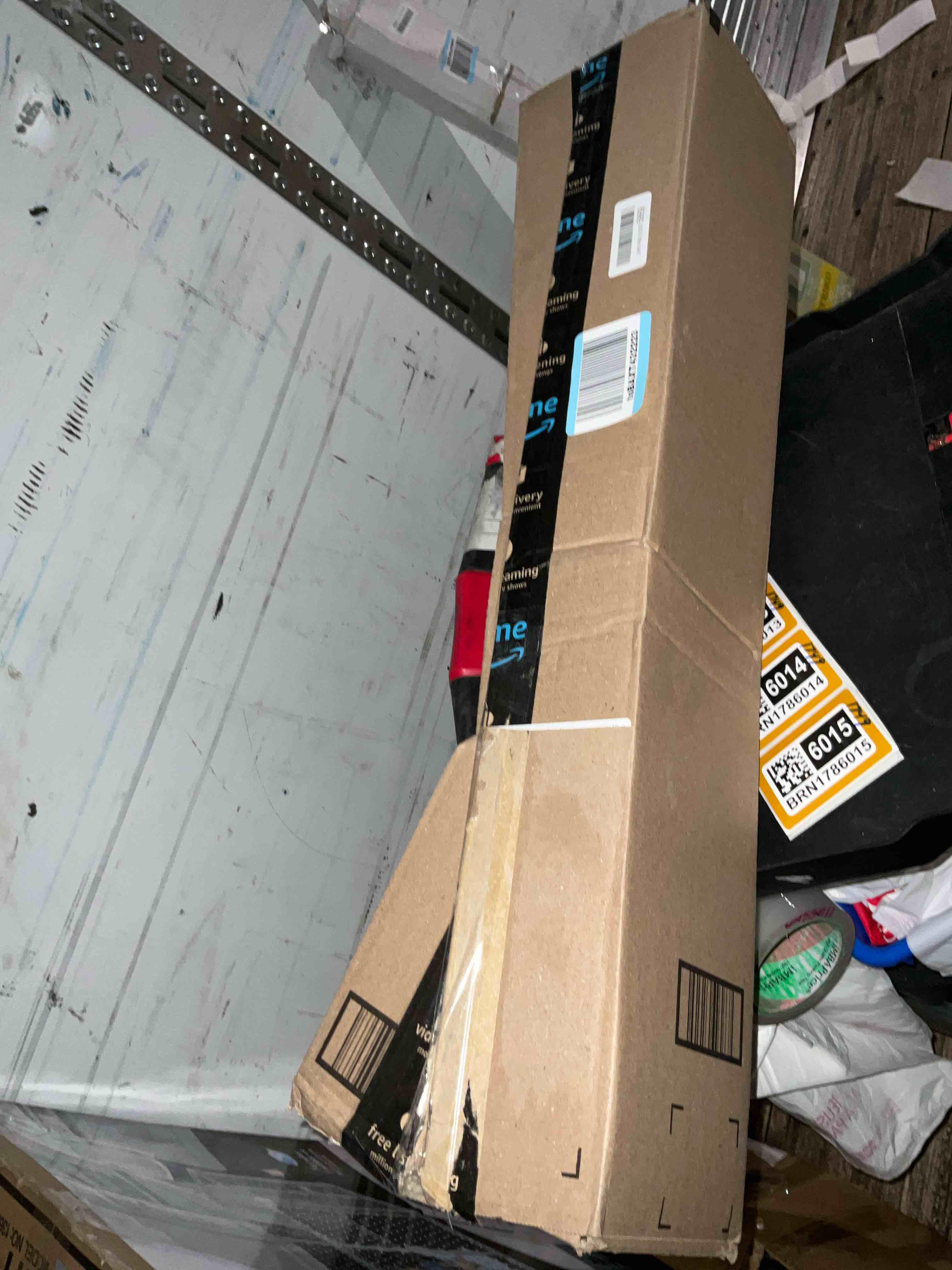 https://s3.amazonaws.com/lotting-images-prod/bidfta/BRN1786015_1760023289425.jpeg