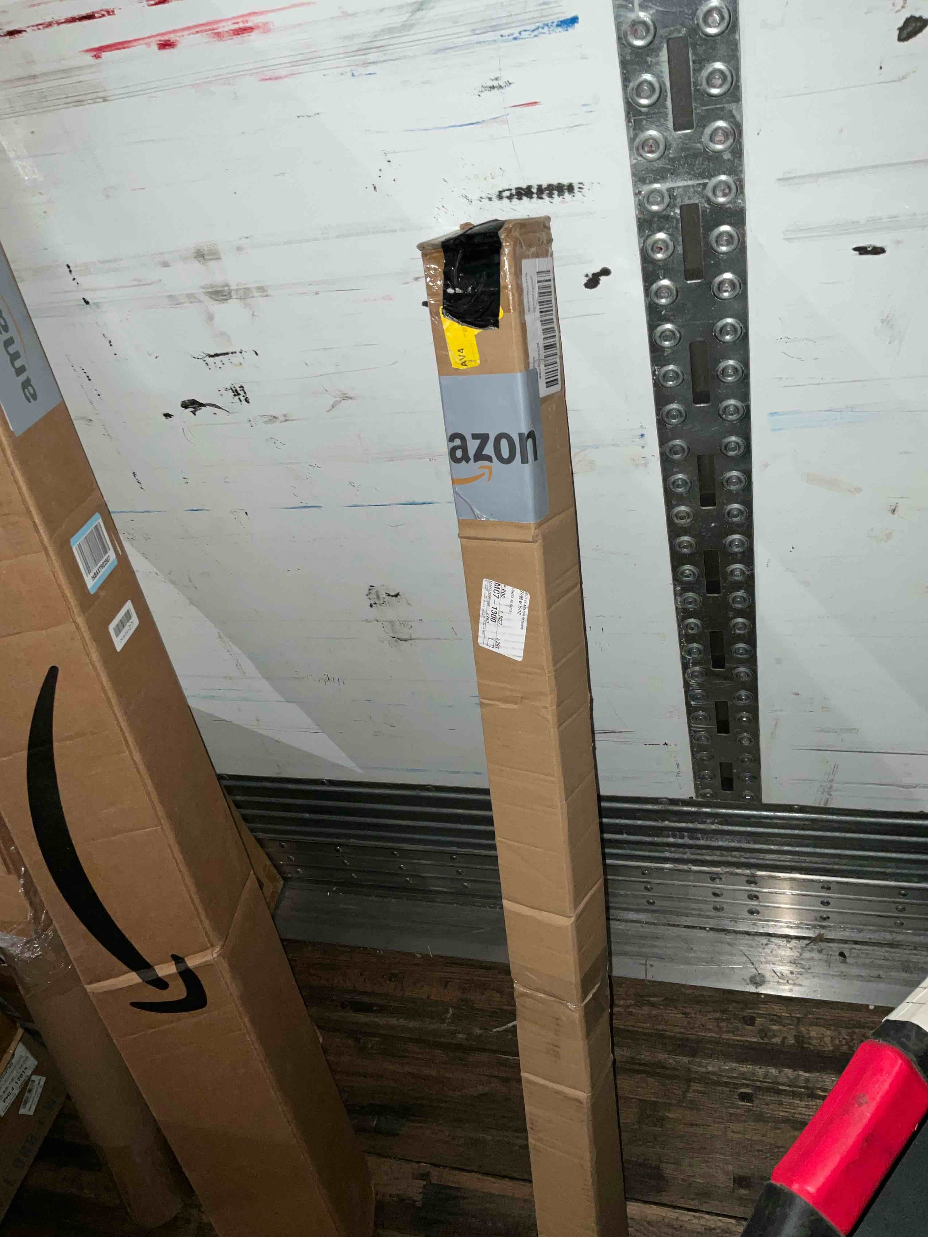 https://s3.amazonaws.com/lotting-images-prod/bidfta/BRN1786072_1760019970472.jpeg