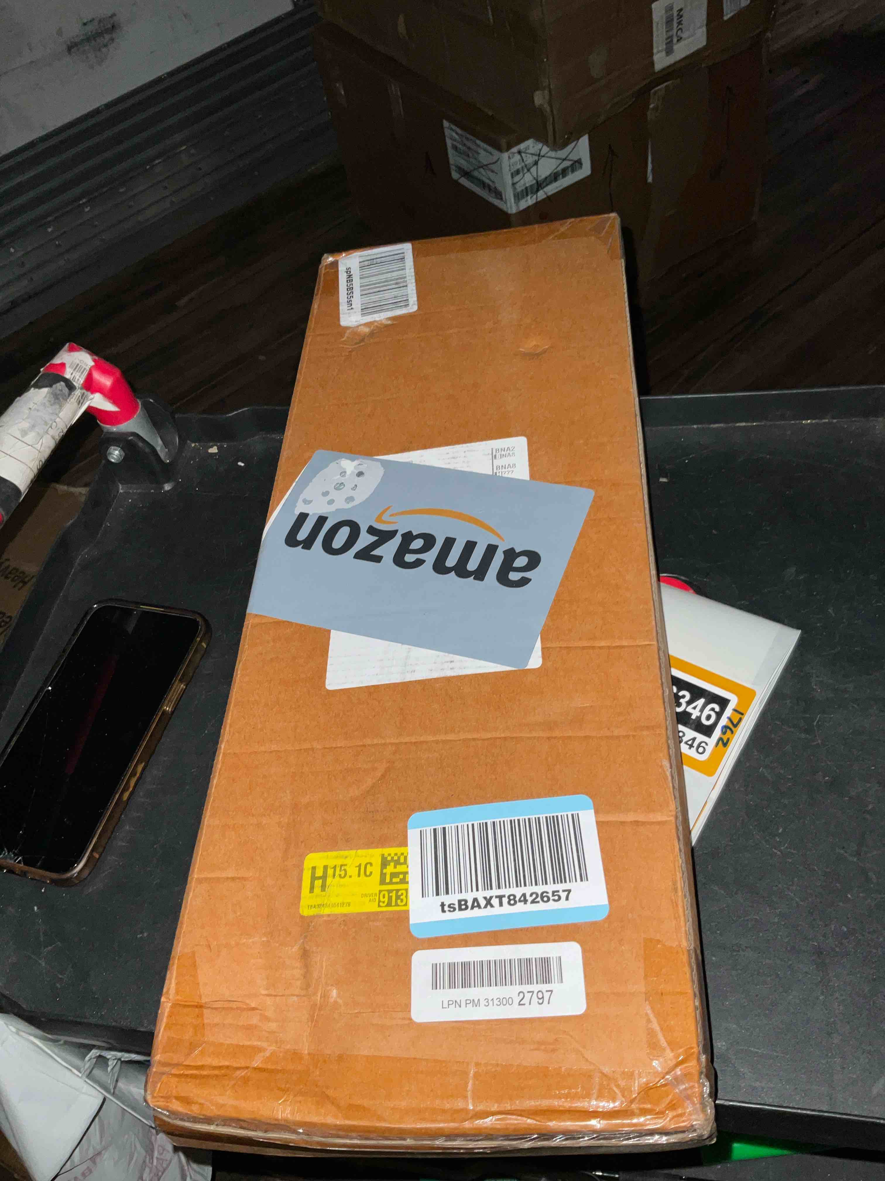 https://s3.amazonaws.com/lotting-images-prod/bidfta/BRN1786346_1760105937187.jpeg