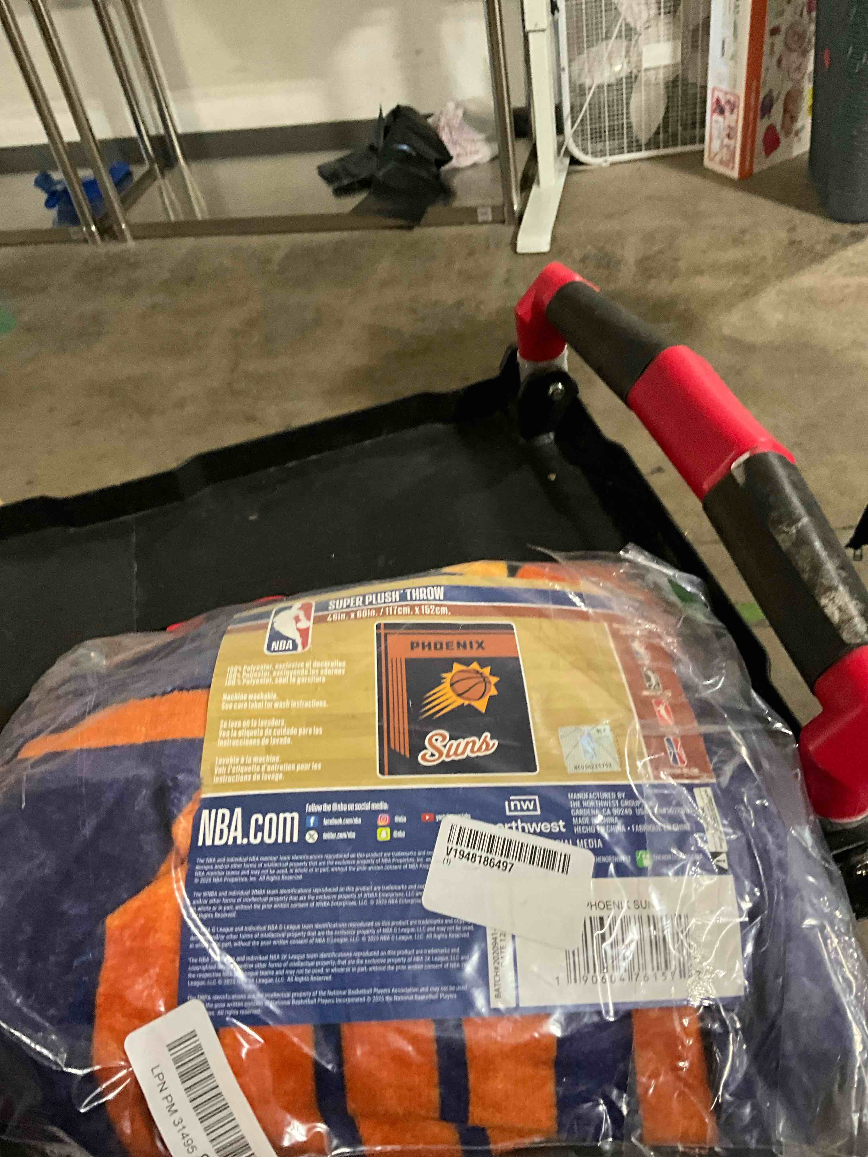 https://s3.amazonaws.com/lotting-images-prod/bidfta/BRN1786417_1760109944410.jpeg