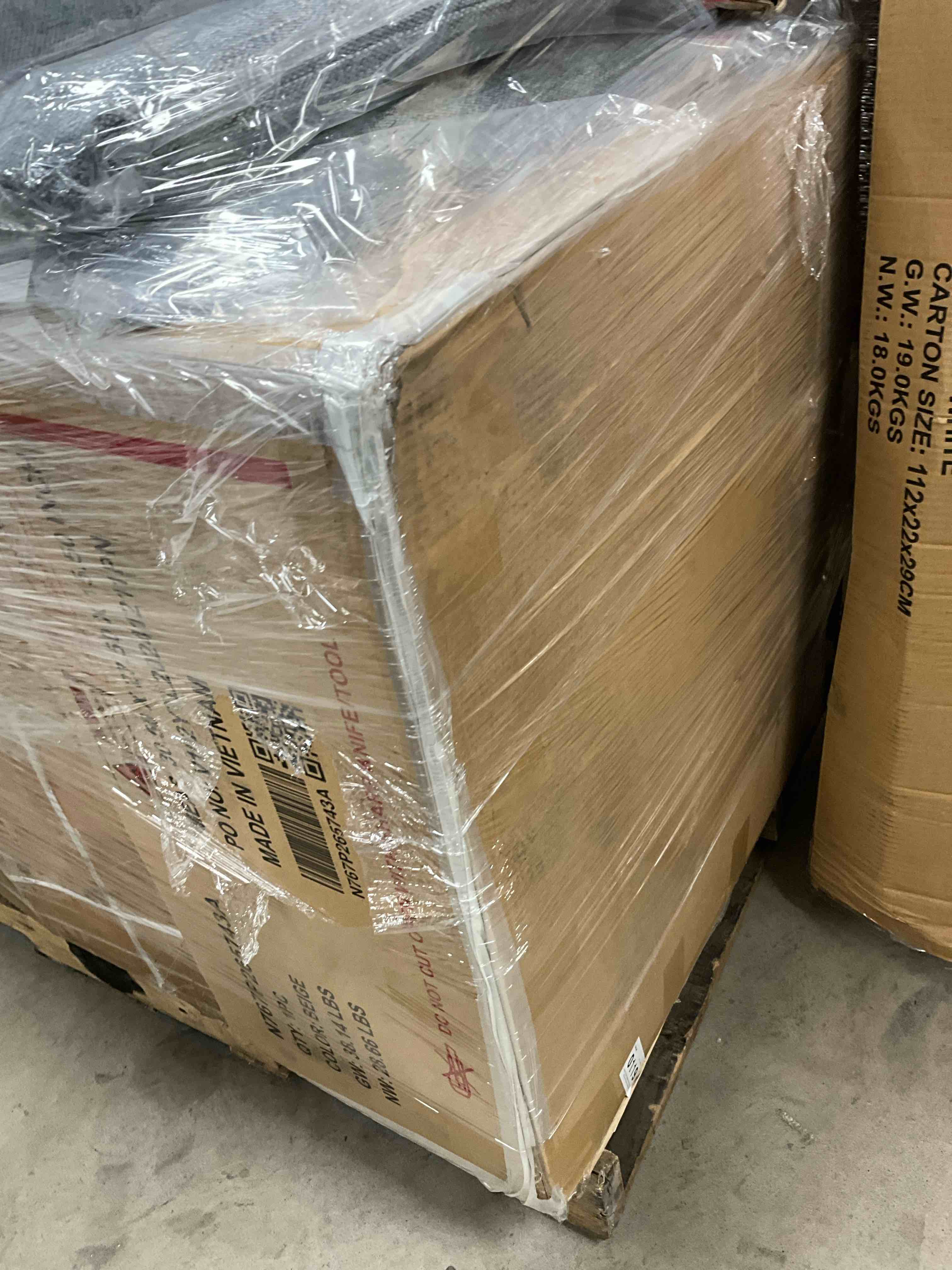 https://s3.amazonaws.com/lotting-images-prod/bidfta/BRN1786538_1760366996928.jpeg