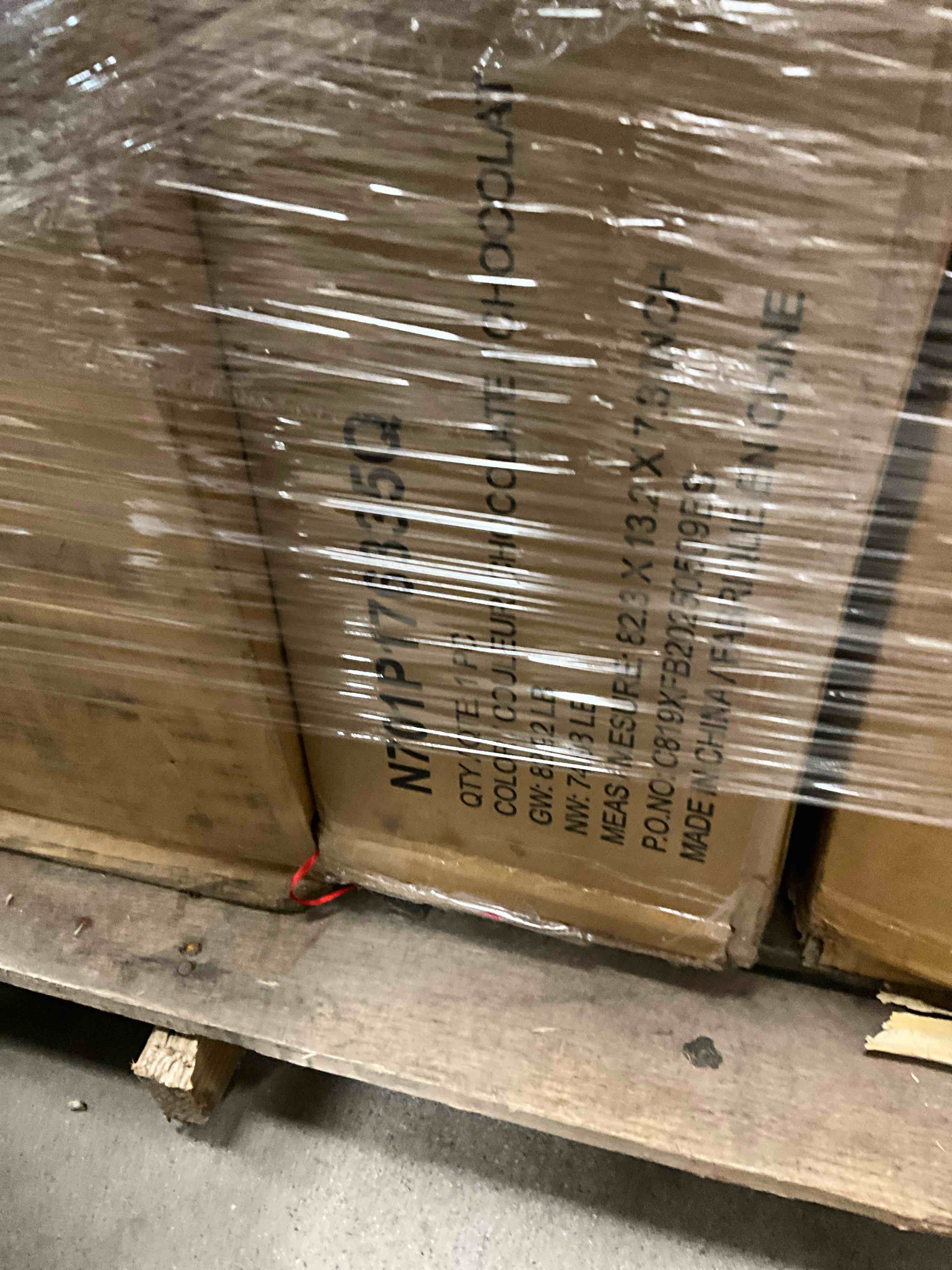 https://s3.amazonaws.com/lotting-images-prod/bidfta/BRN1786544_1760365830683.jpeg