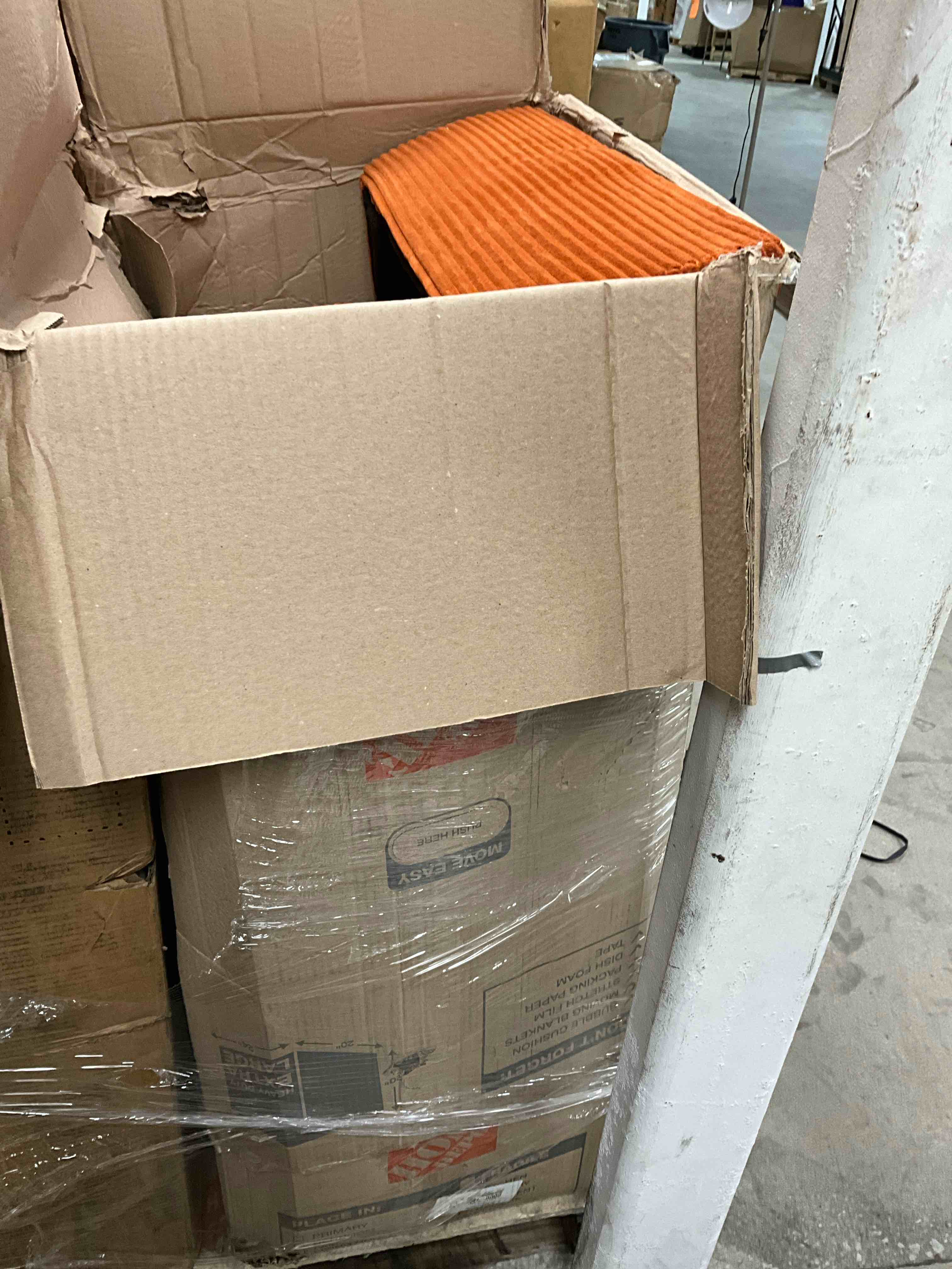 https://s3.amazonaws.com/lotting-images-prod/bidfta/BRN1786547_1760364540940.jpeg