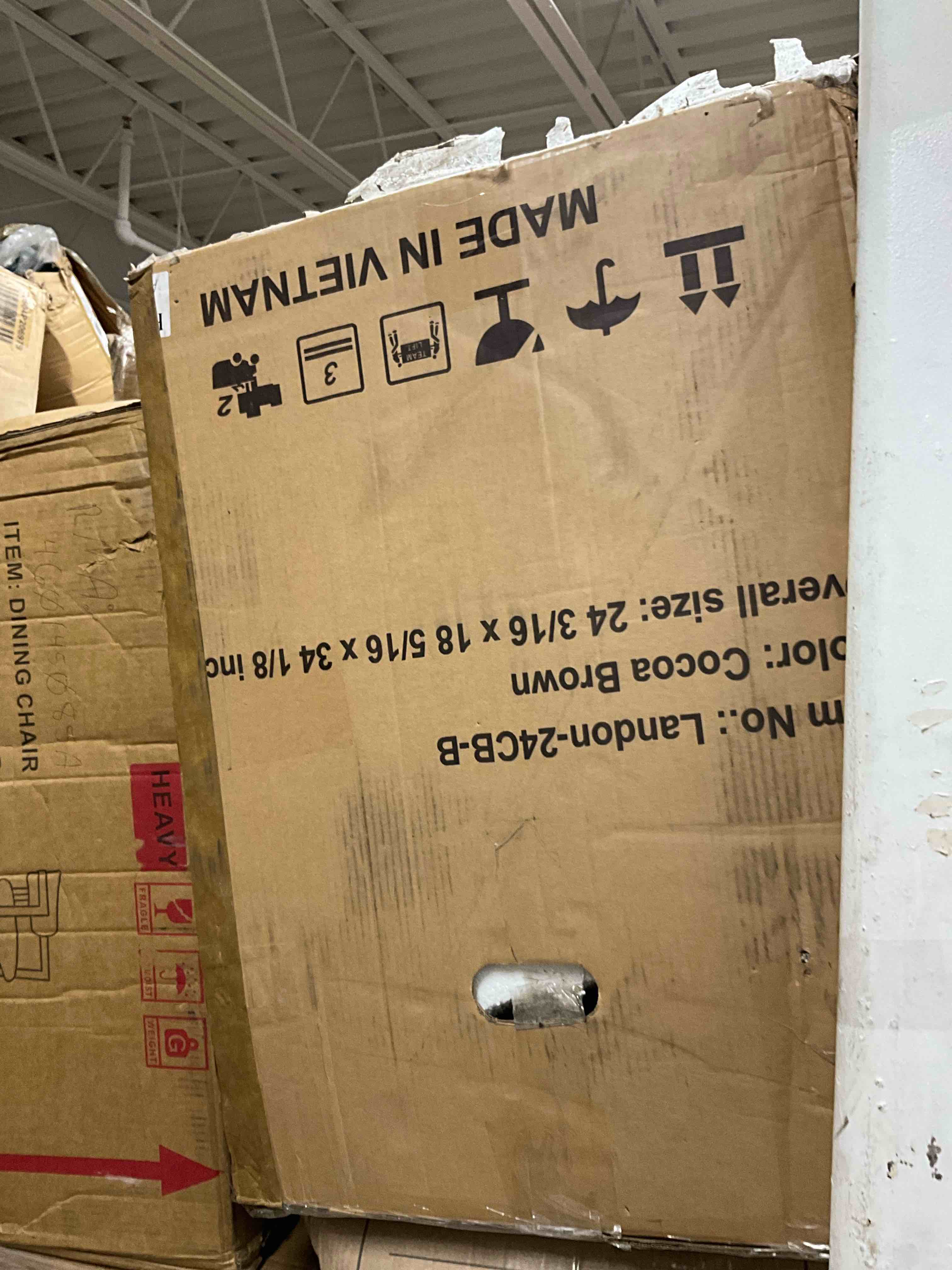 https://s3.amazonaws.com/lotting-images-prod/bidfta/BRN1786551_1760363185524.jpeg