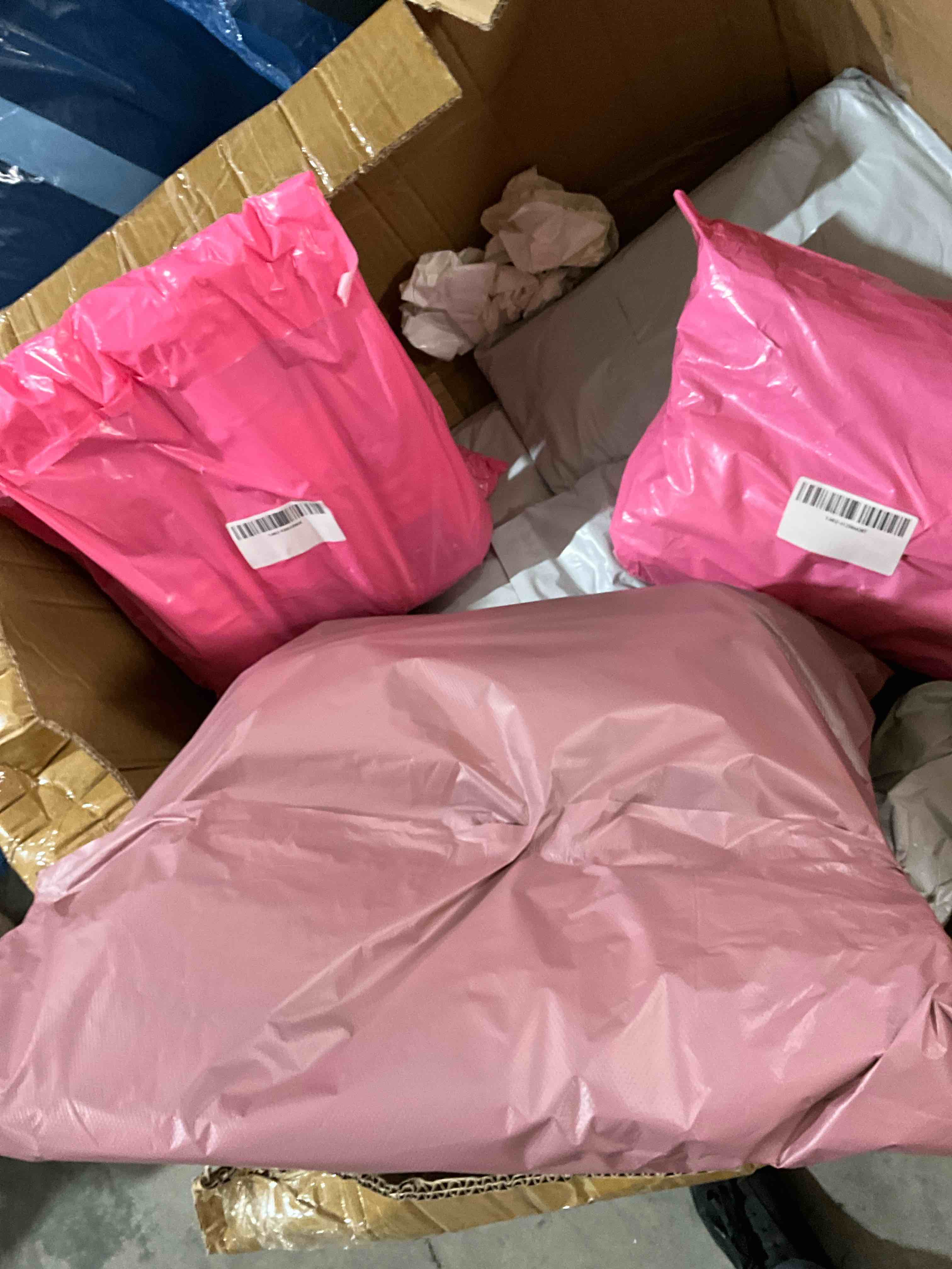 https://s3.amazonaws.com/lotting-images-prod/bidfta/BRN1786905_1760971549742.jpeg