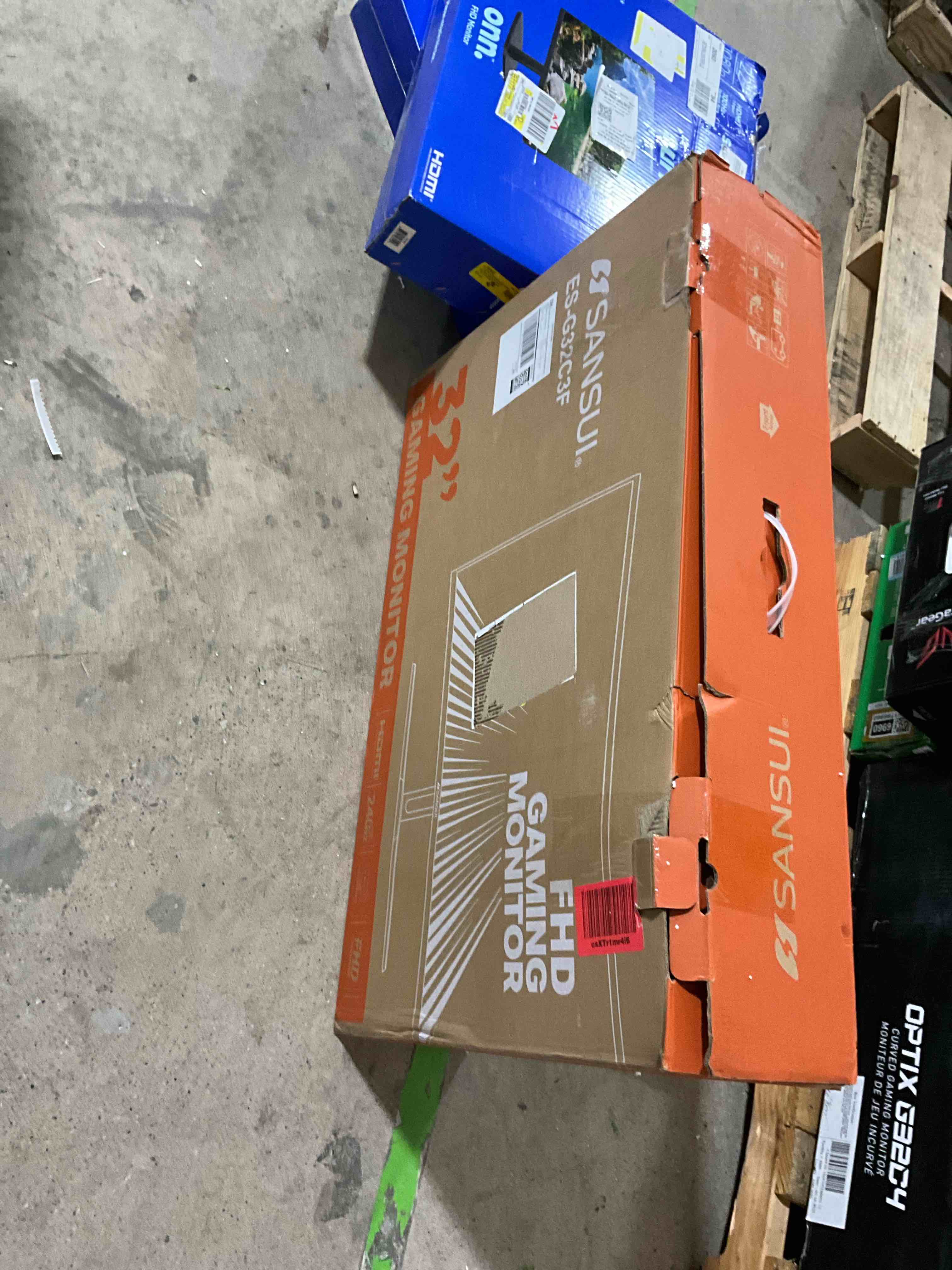 https://s3.amazonaws.com/lotting-images-prod/bidfta/BRN1786946_1760732440929.jpeg