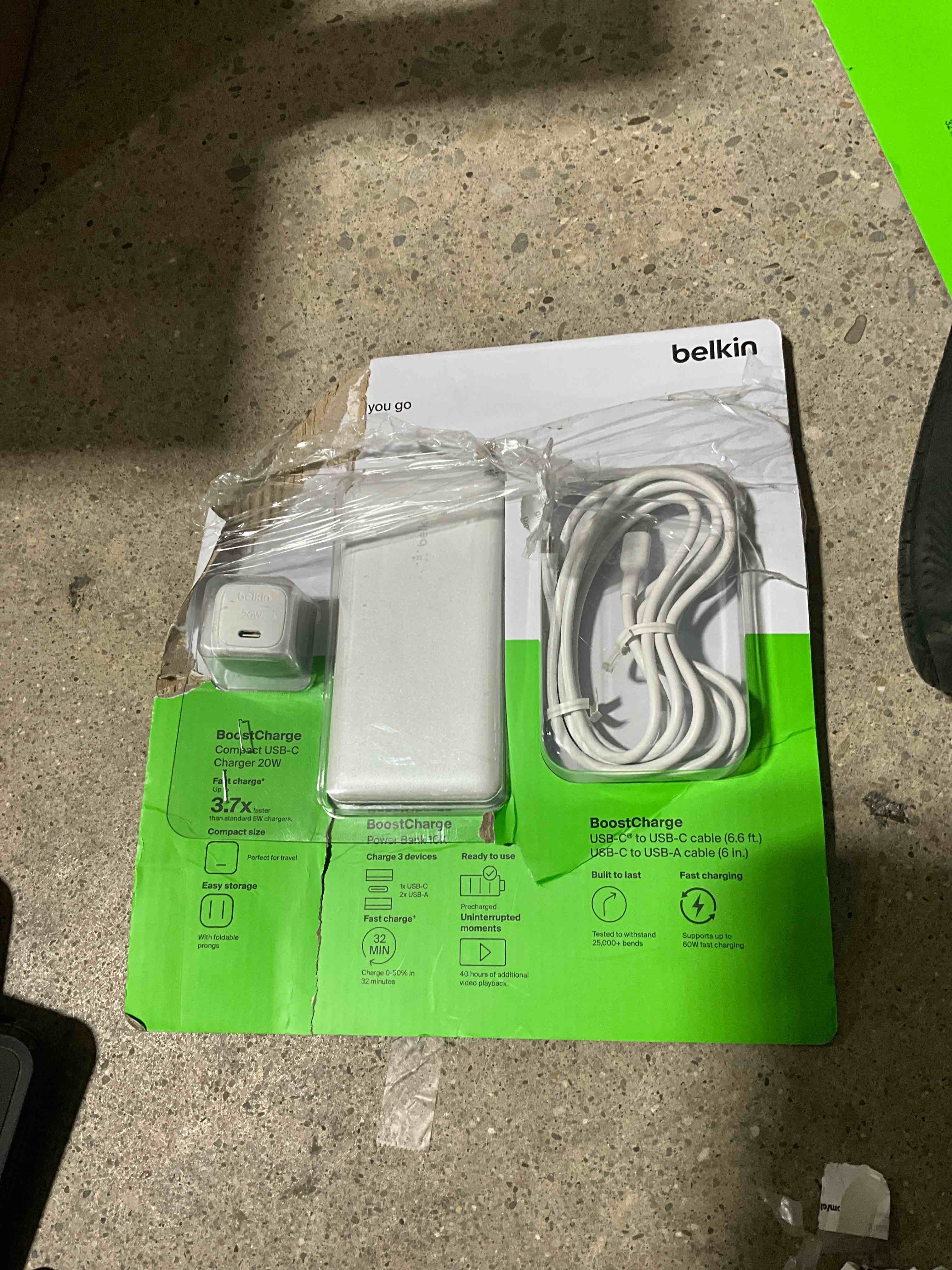 Belkin Boost Charge 20W Wall Charger with 10k Powerbank Bundle