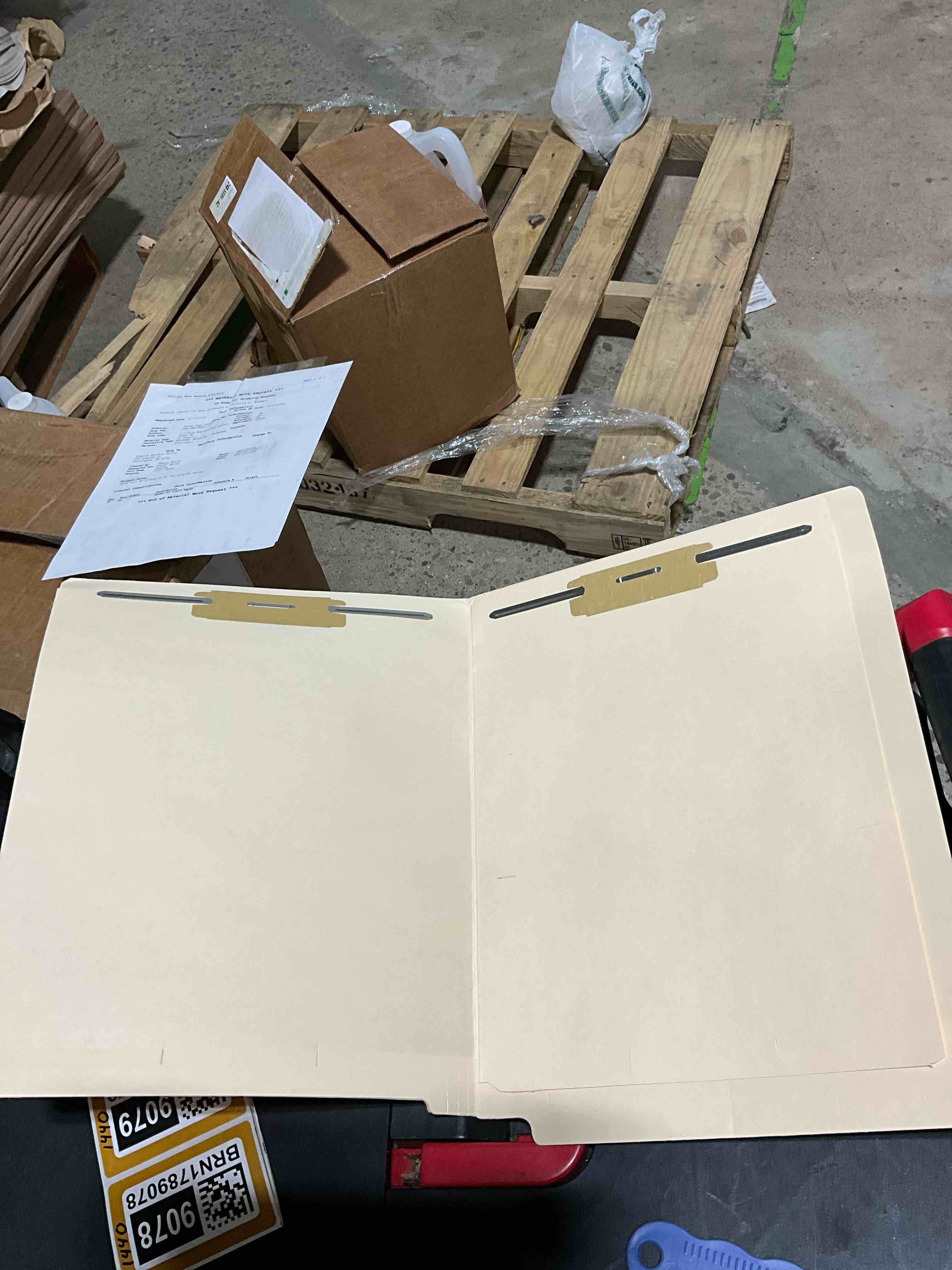 File Folders Light Yellow (Case)