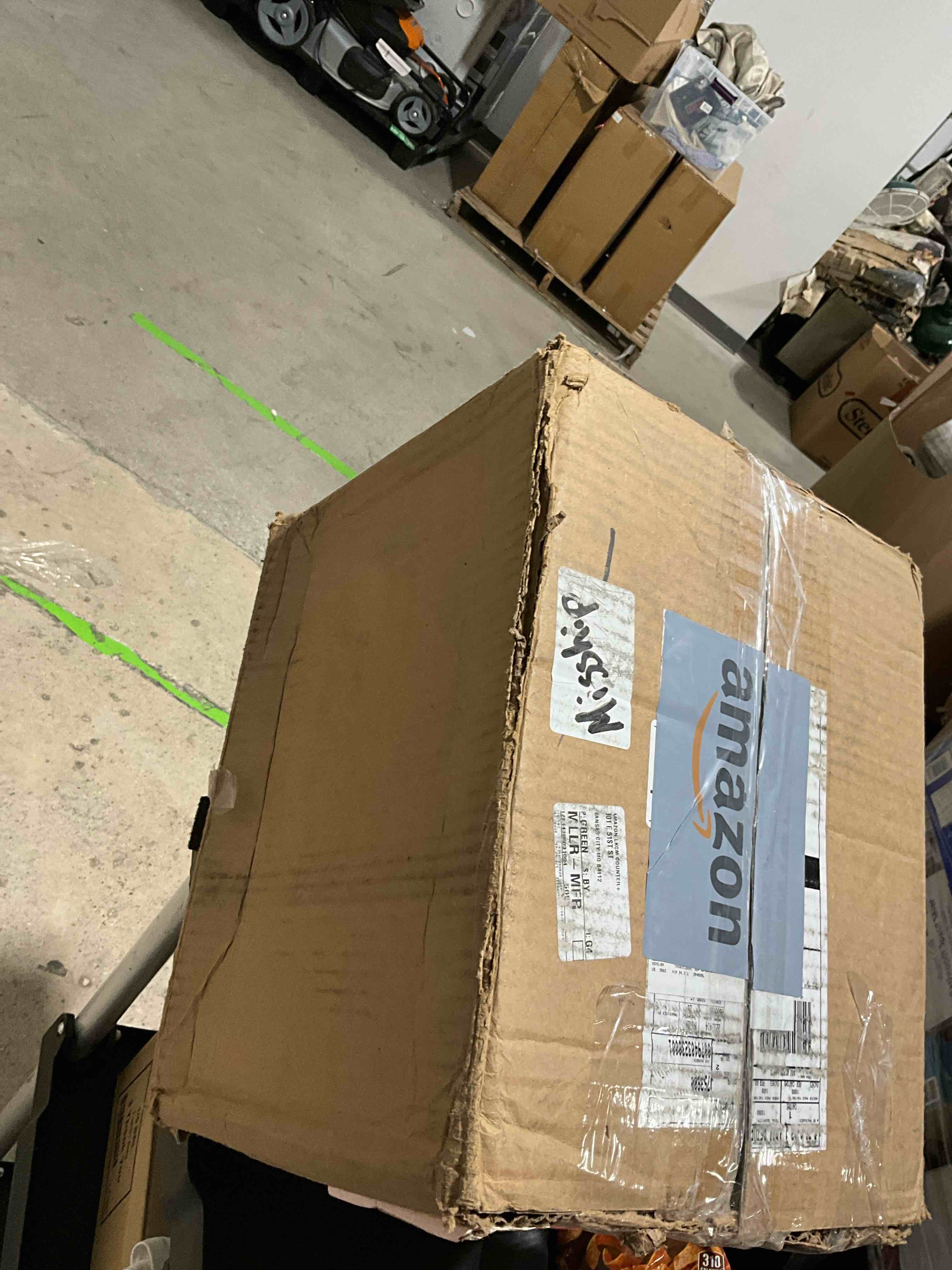 https://s3.amazonaws.com/lotting-images-prod/bidfta/BRN1789089_1755116659583.jpeg
