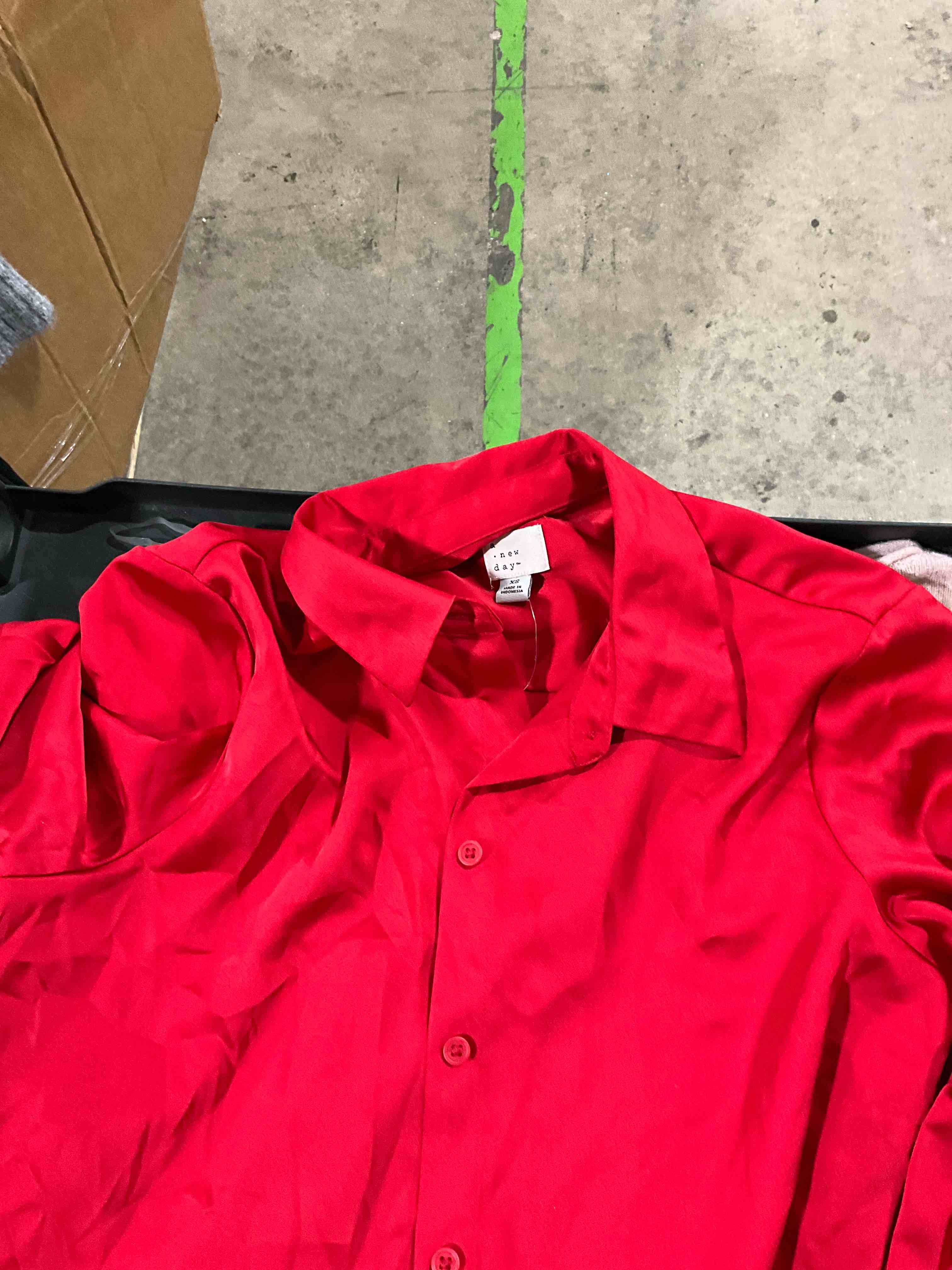 https://s3.amazonaws.com/lotting-images-prod/bidfta/BRN1789157_1755185377947.jpeg