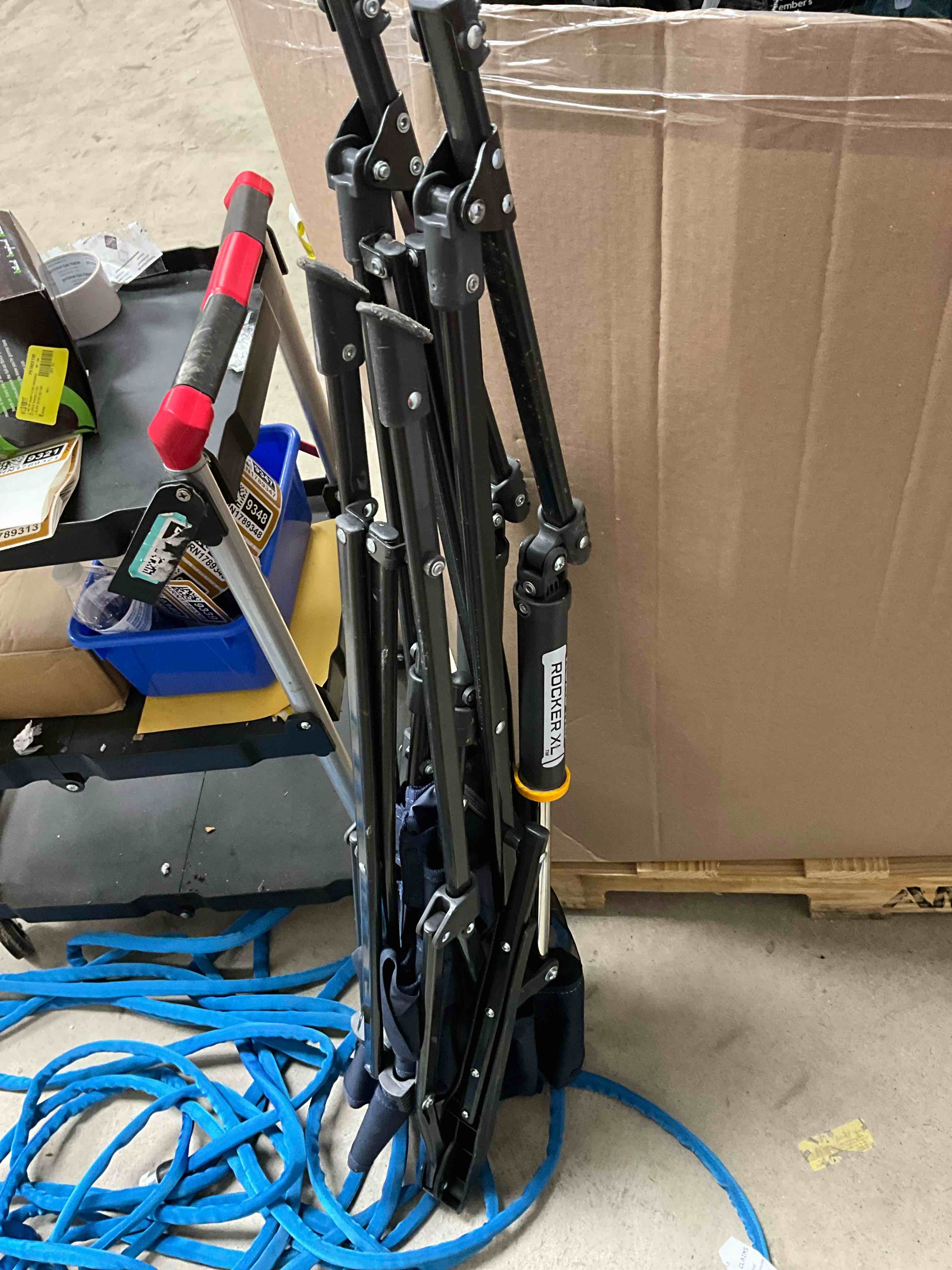 https://s3.amazonaws.com/lotting-images-prod/bidfta/BRN1789321_1755615757918.jpeg