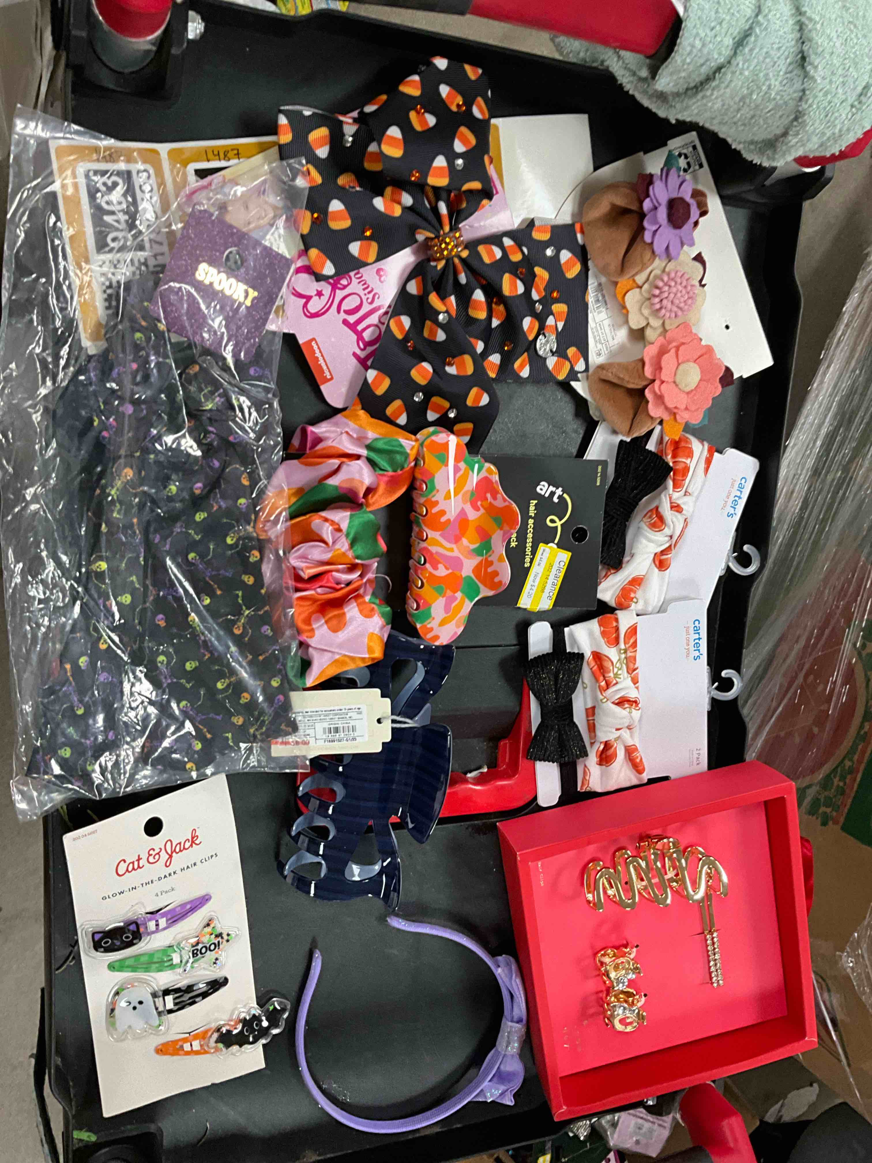 Assorted Hair Clips And Other Accesories