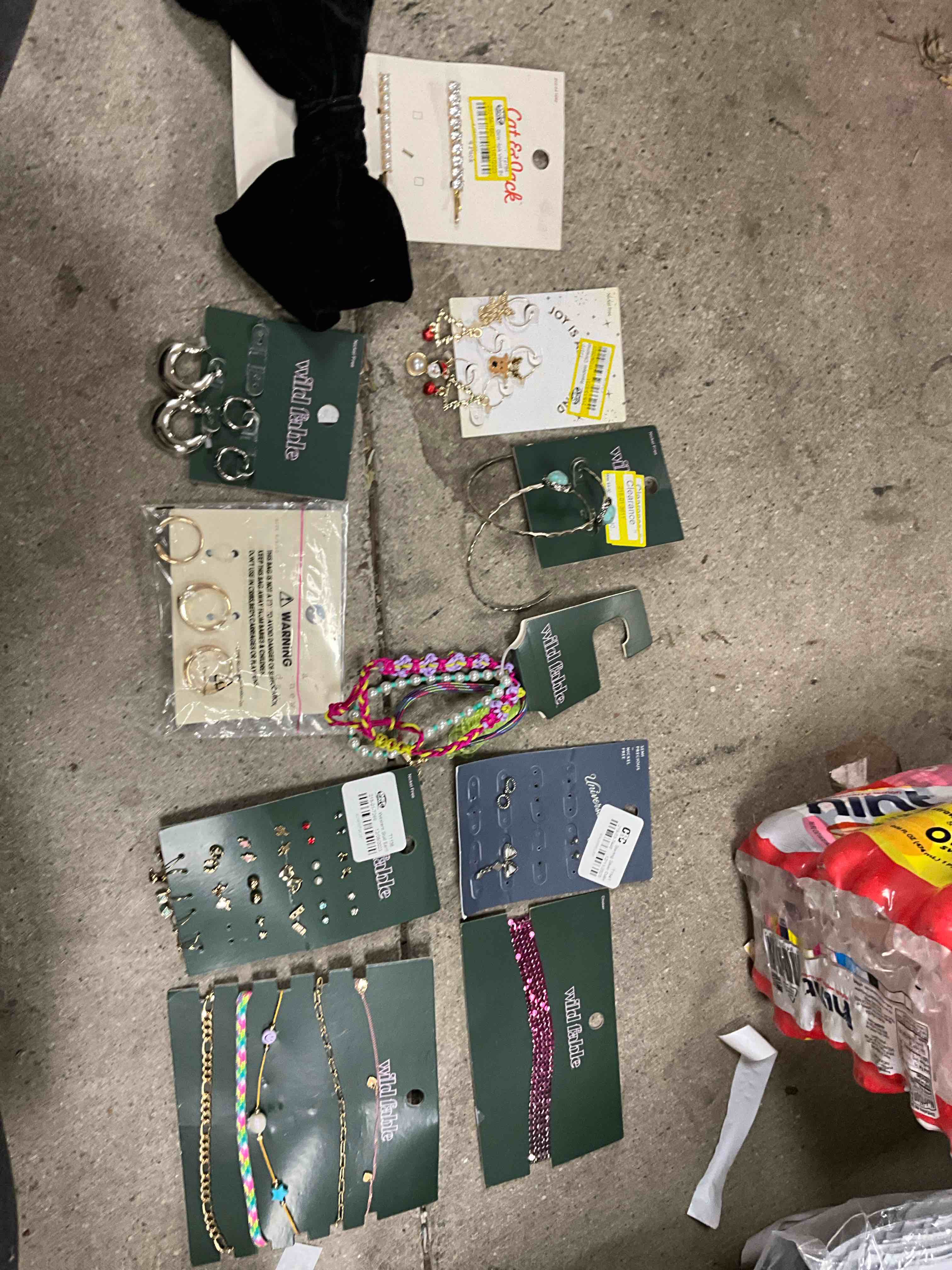 Assorted Jewelry And Hair Accessories 