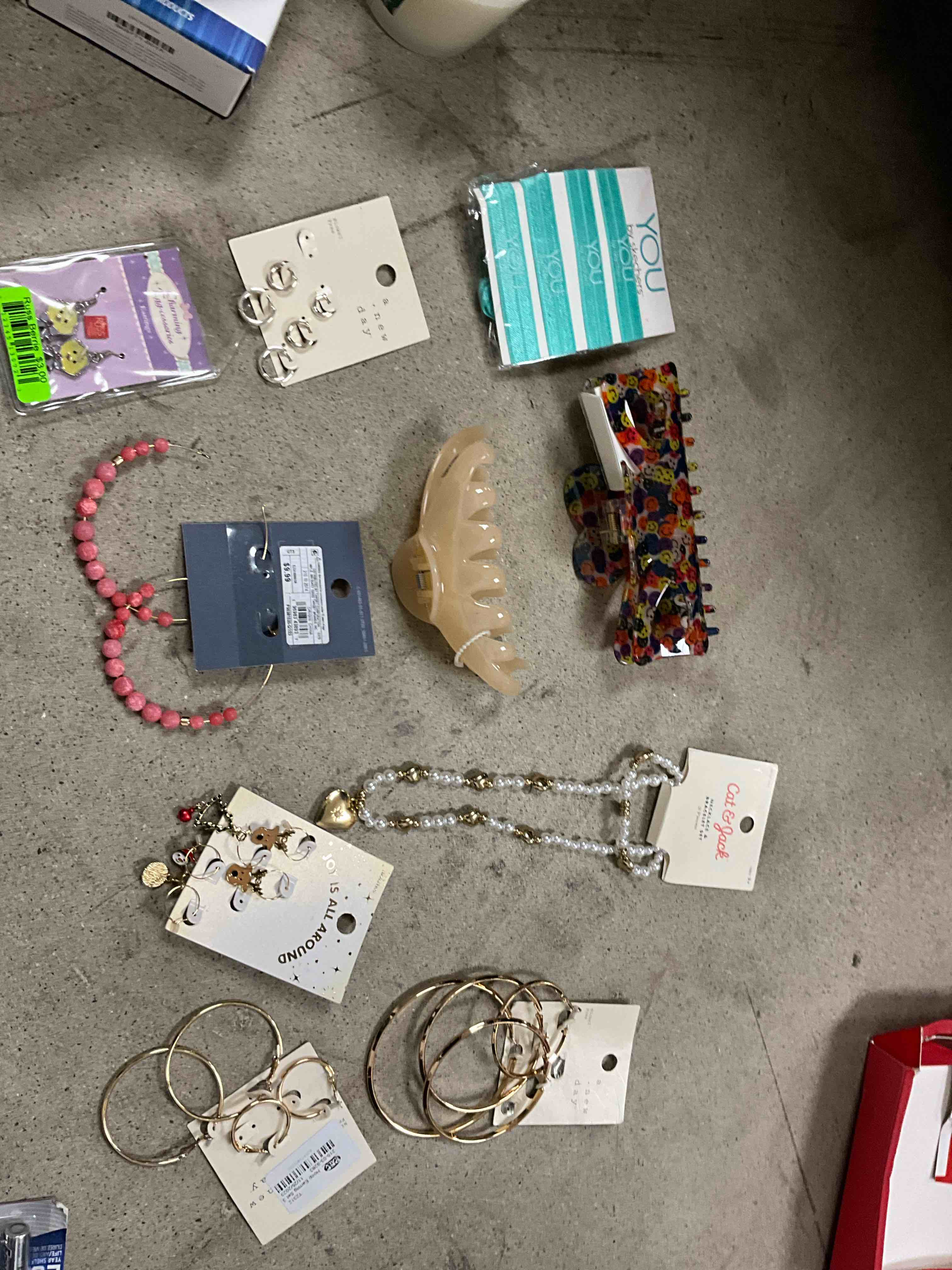 Assorted Jewelry And Hair Clips