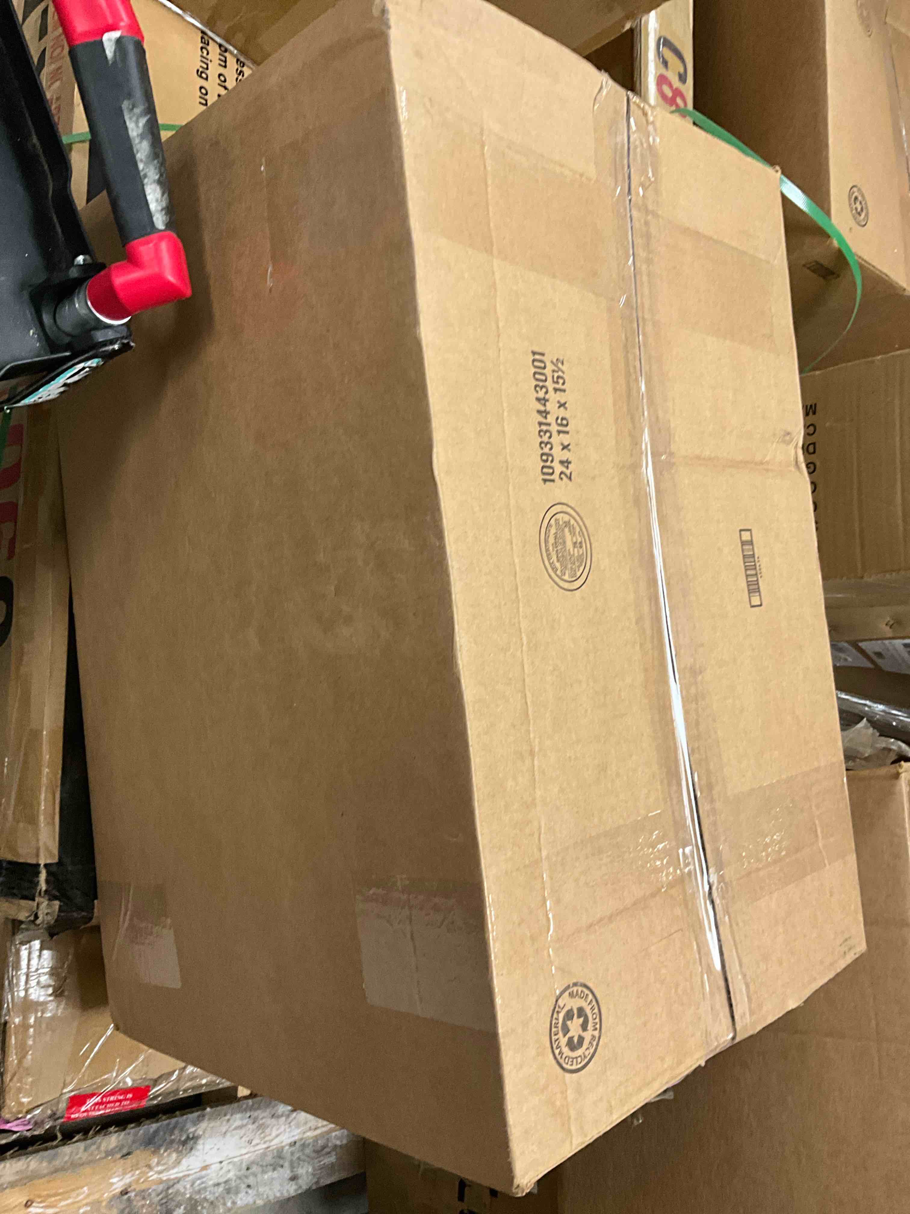 https://s3.amazonaws.com/lotting-images-prod/bidfta/BRN1789875_1756221006432.jpeg
