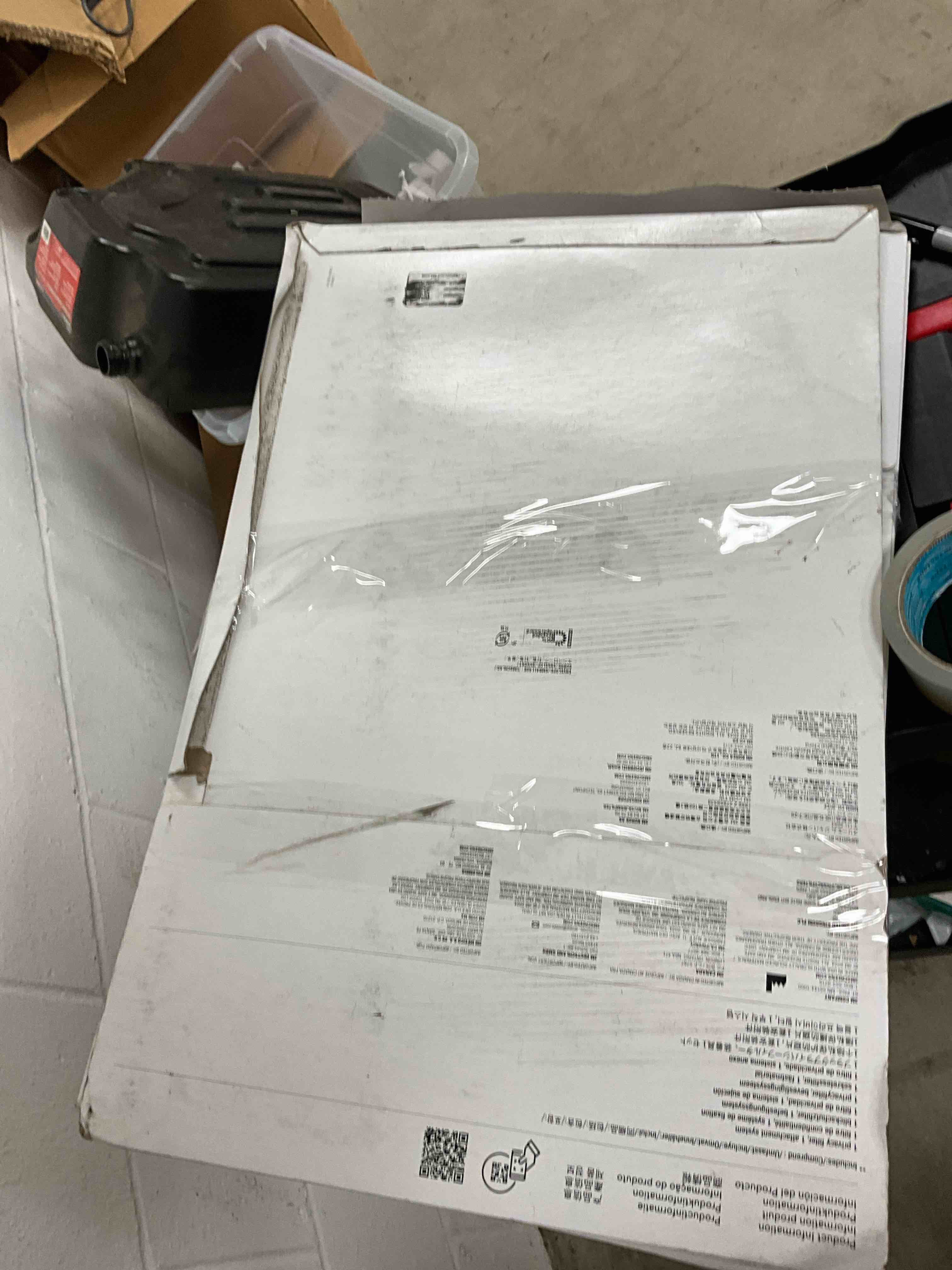 https://s3.amazonaws.com/lotting-images-prod/bidfta/BRN1789881_1756219630784.jpeg