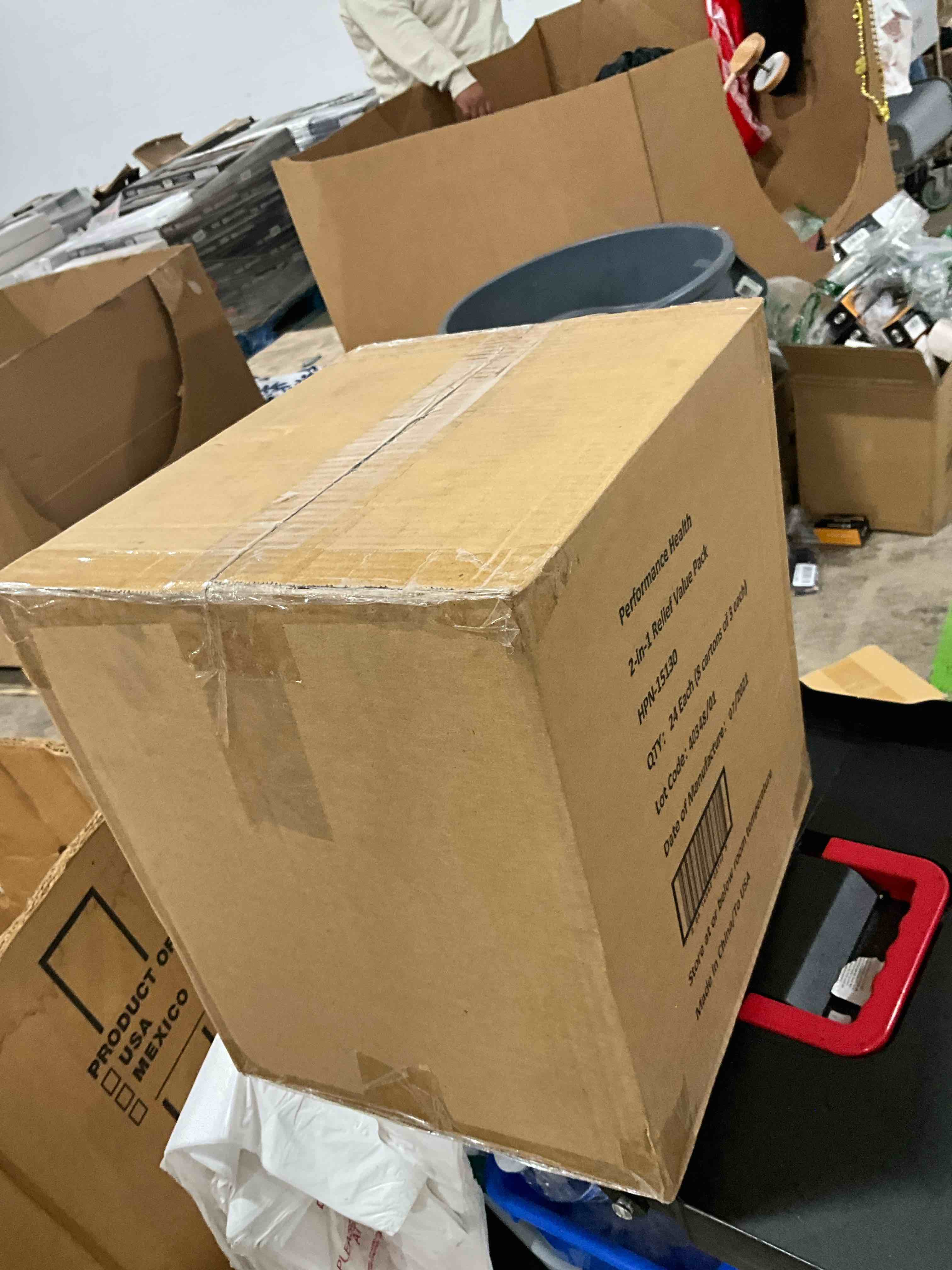 https://s3.amazonaws.com/lotting-images-prod/bidfta/BRN1790090_1756737924775.jpeg