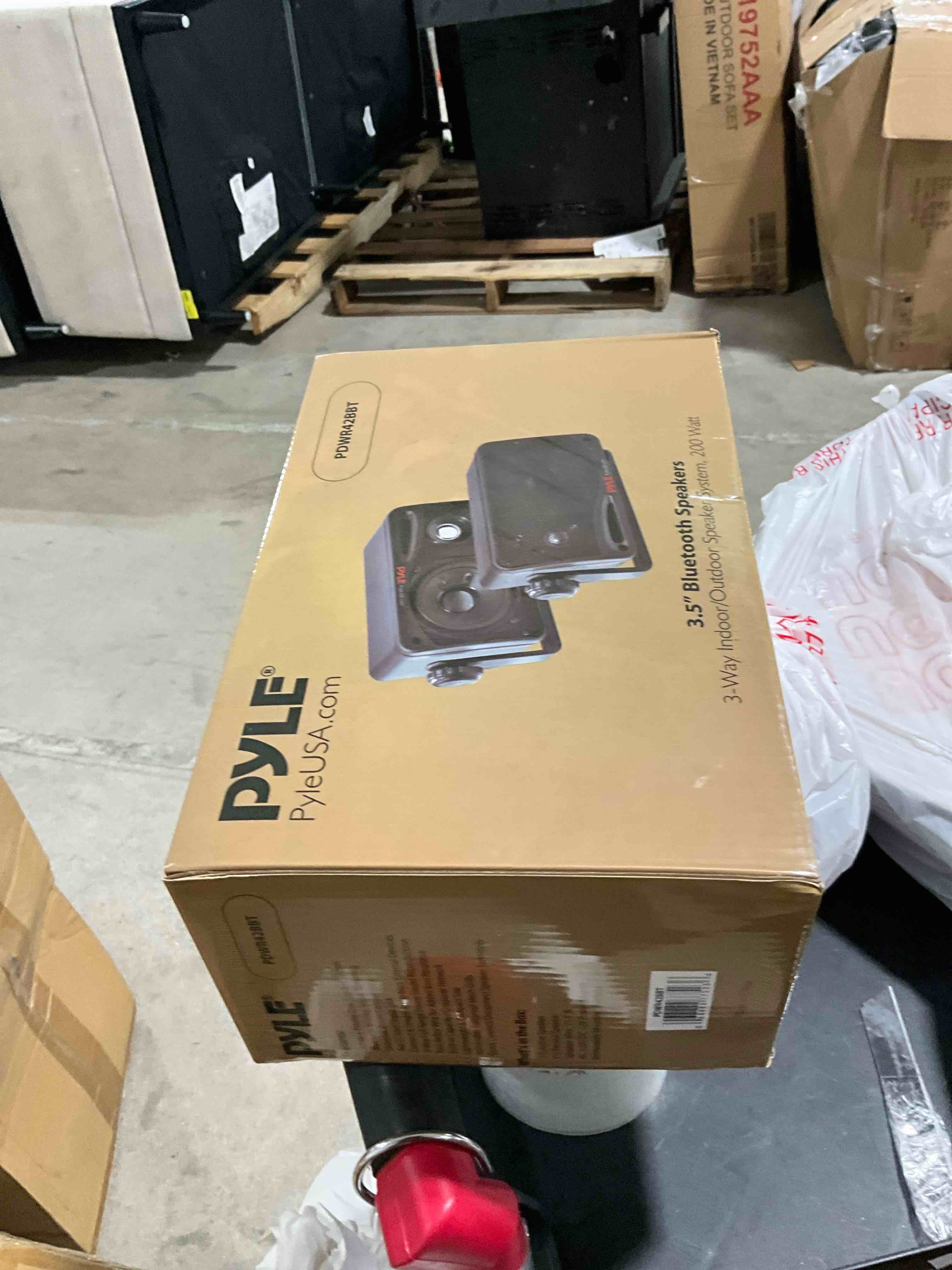 https://s3.amazonaws.com/lotting-images-prod/bidfta/BRN1790214_1756830909854.jpeg
