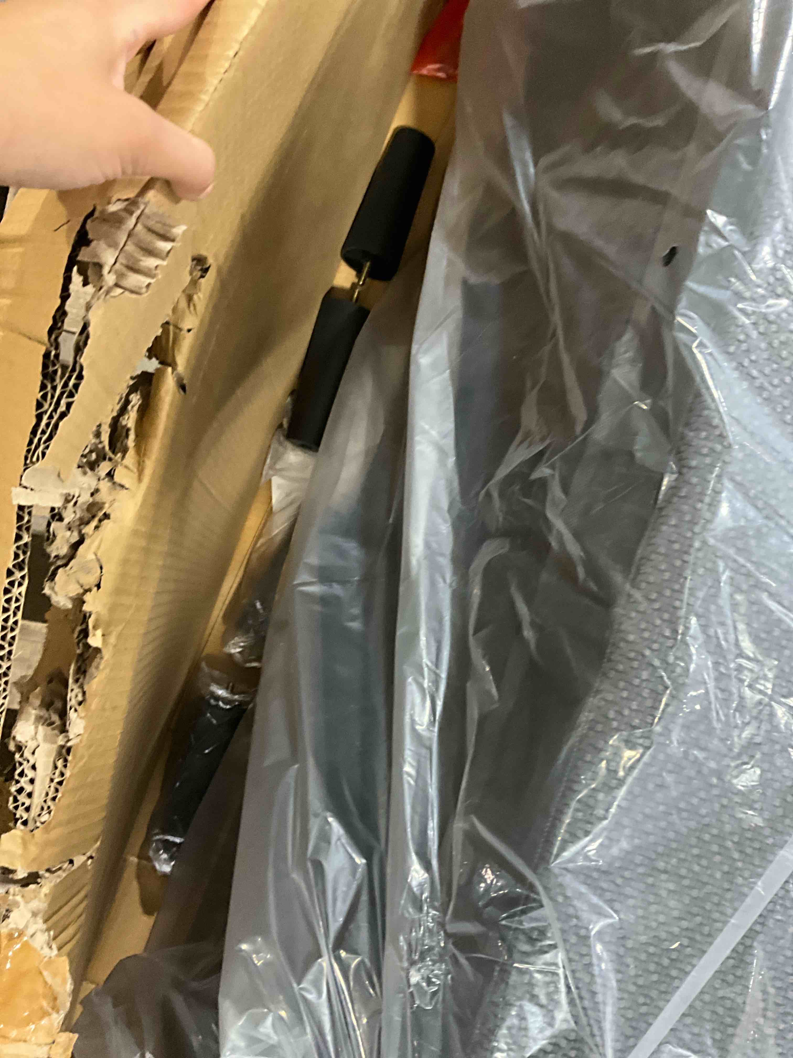 https://s3.amazonaws.com/lotting-images-prod/bidfta/BRN1790295_1756847572273.jpeg