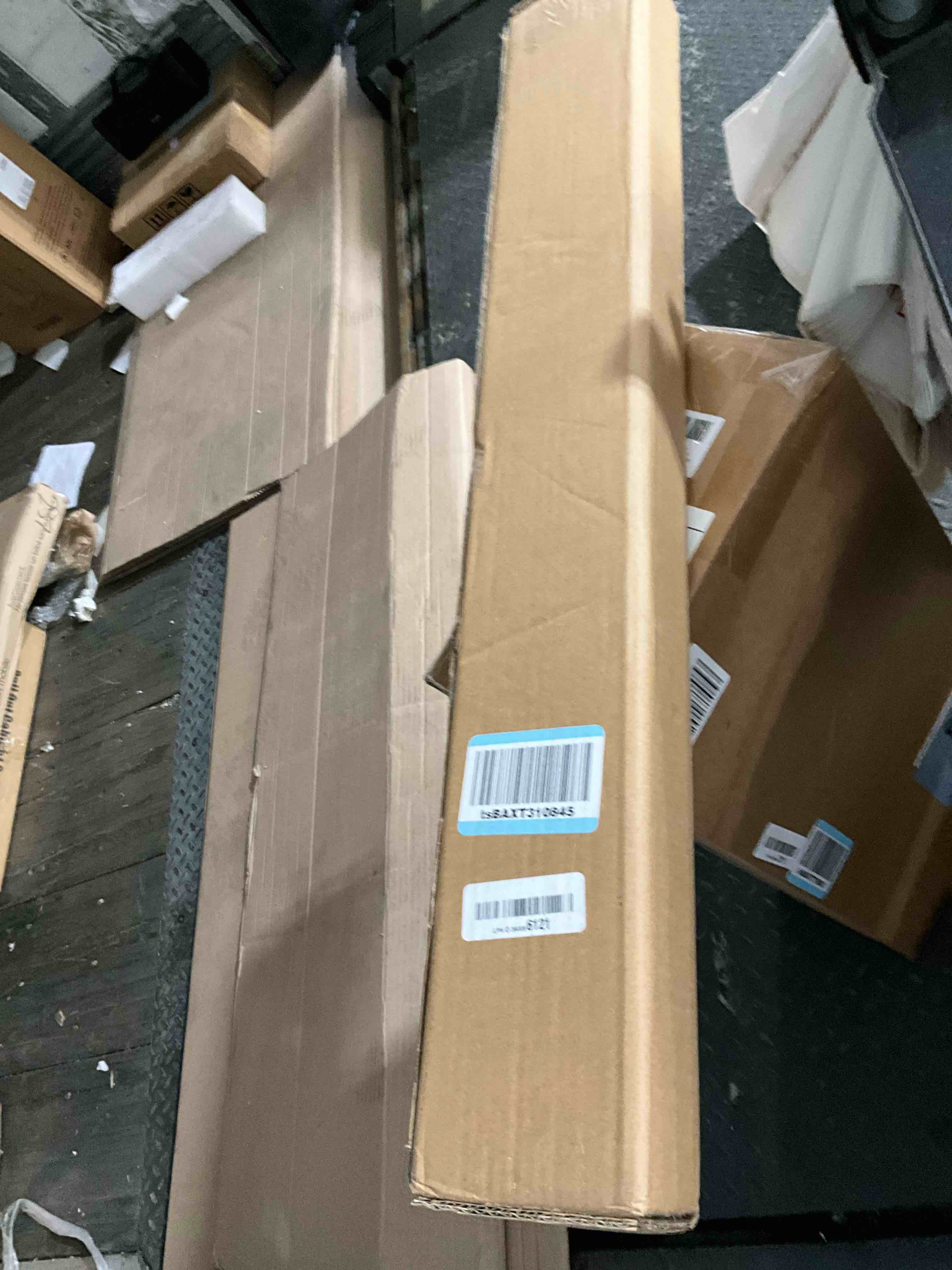 https://s3.amazonaws.com/lotting-images-prod/bidfta/BRN1790676_1757352560003.jpeg