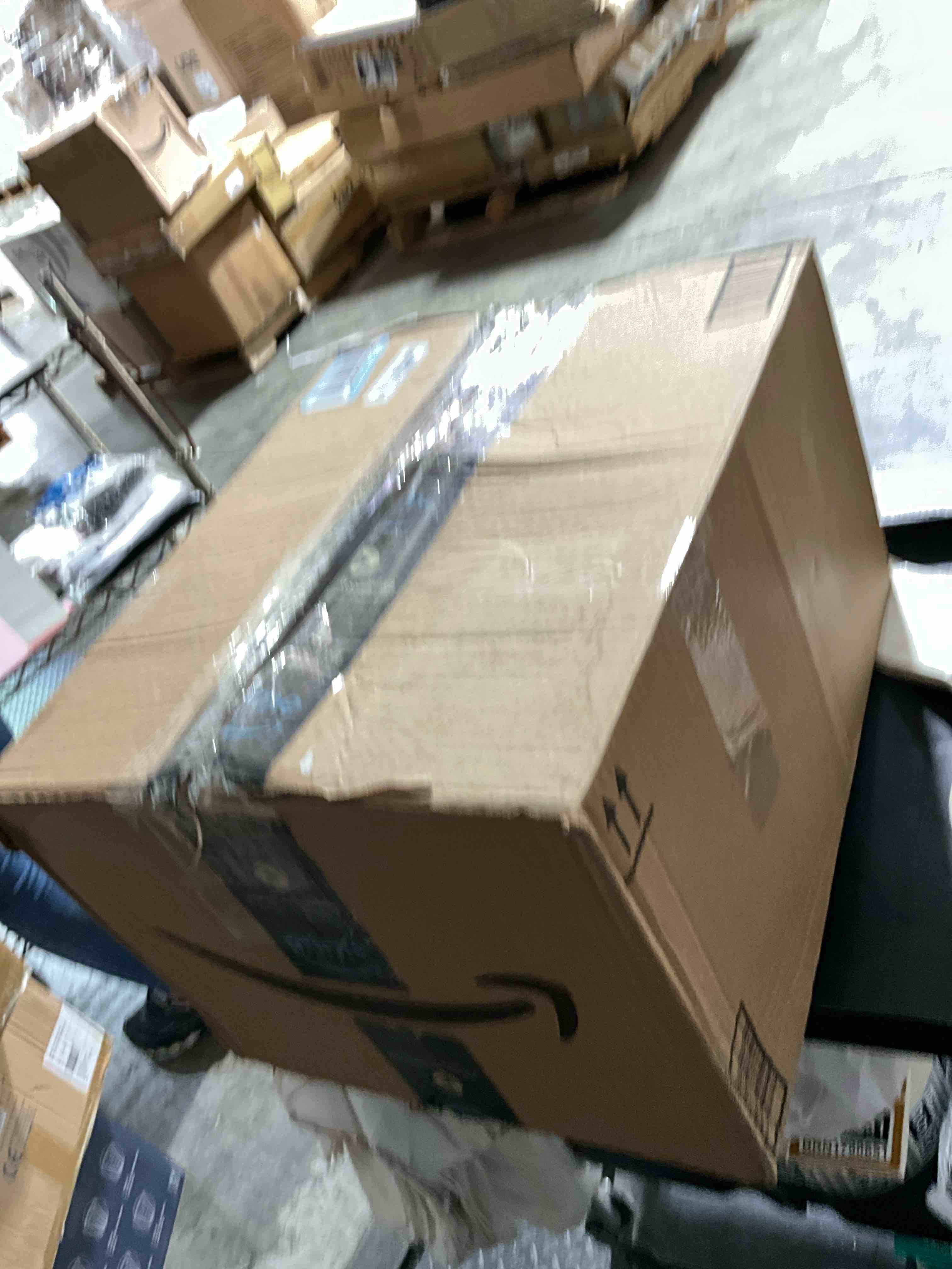 https://s3.amazonaws.com/lotting-images-prod/bidfta/BRN1790708_1757343255778.jpeg
