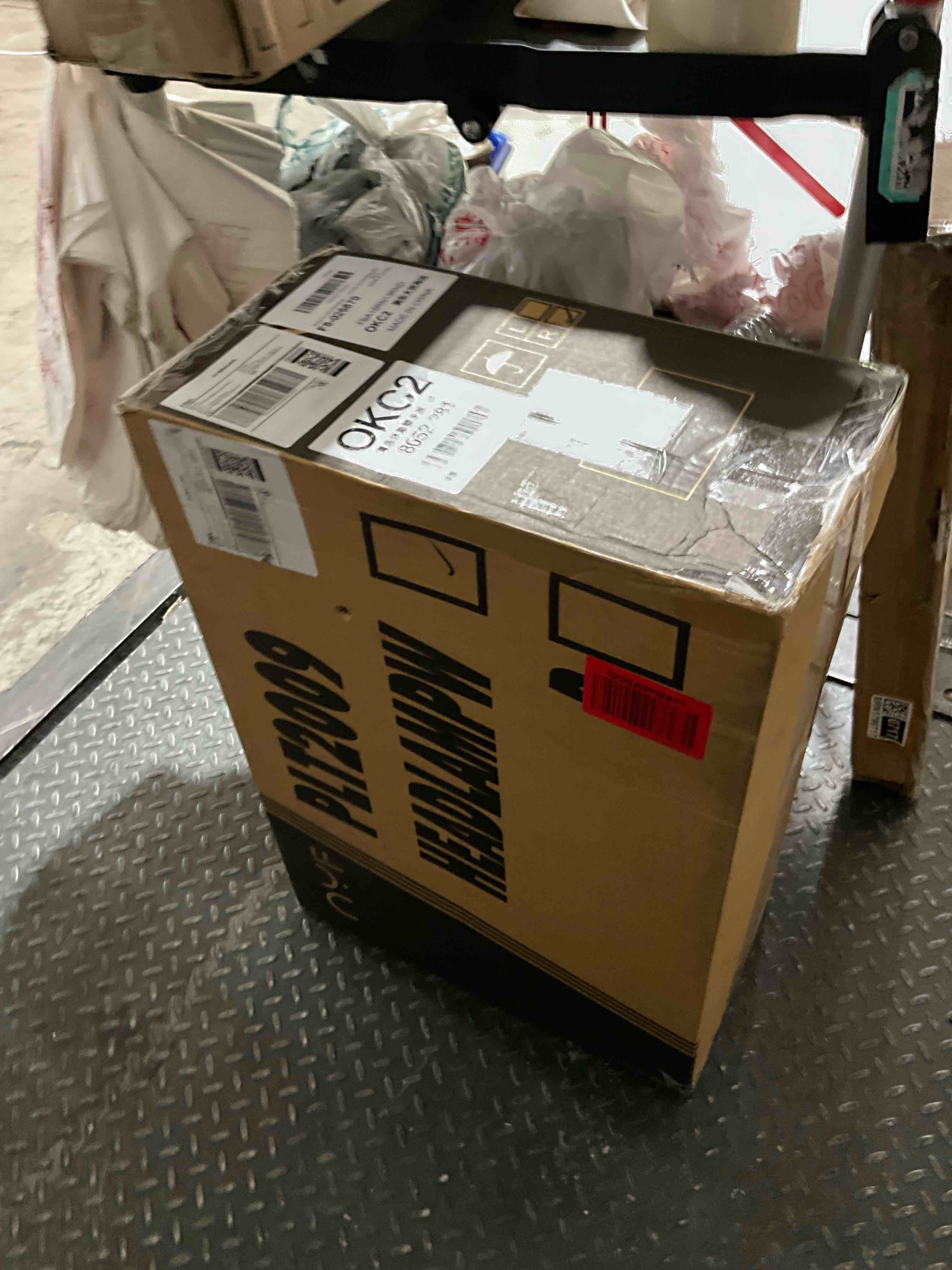 https://s3.amazonaws.com/lotting-images-prod/bidfta/BRN1790711_1757342371897.jpeg