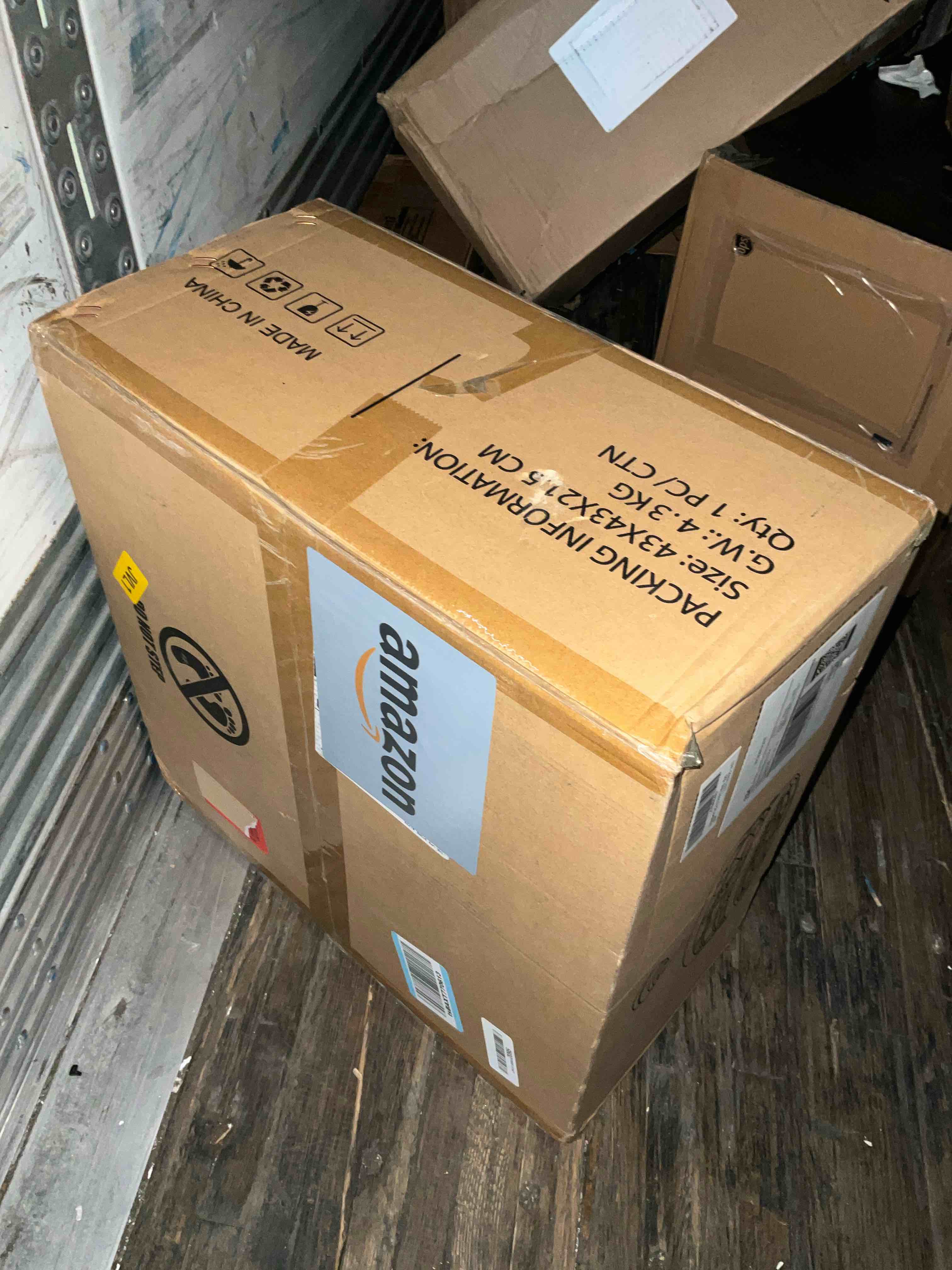 https://s3.amazonaws.com/lotting-images-prod/bidfta/BRN1790753_1757428640062.jpeg