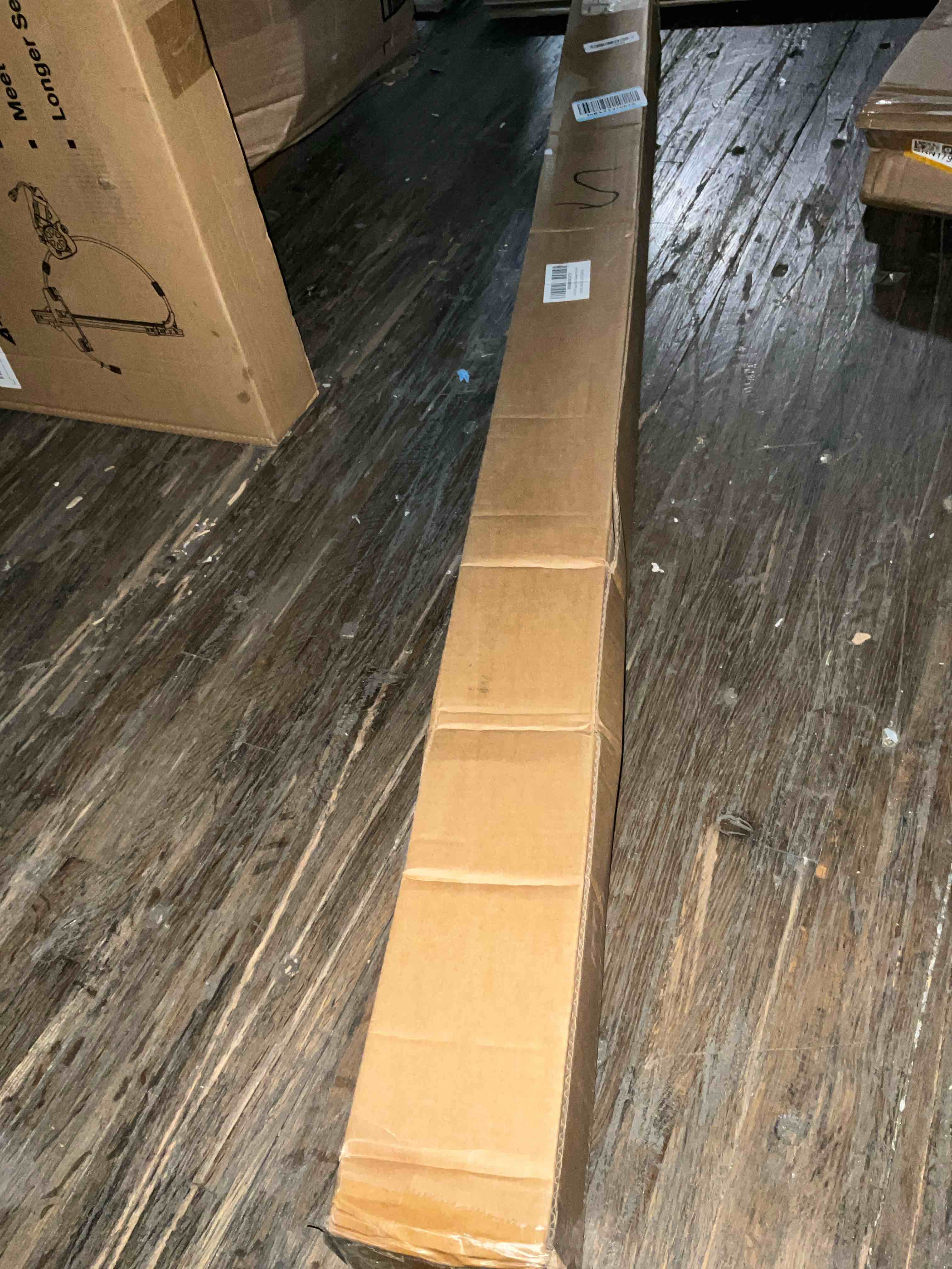 https://s3.amazonaws.com/lotting-images-prod/bidfta/BRN1790760_1757427265007.jpeg