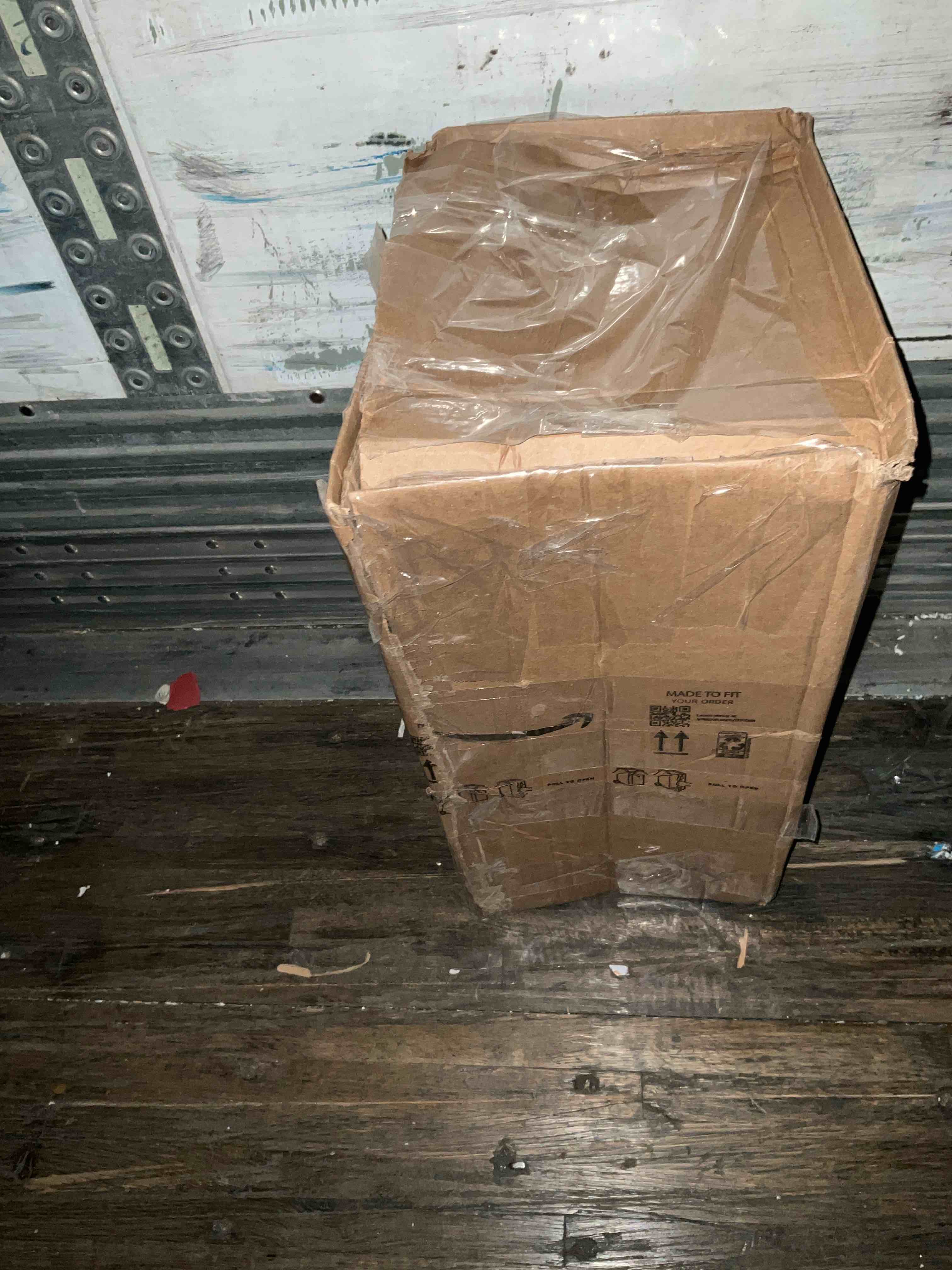 https://s3.amazonaws.com/lotting-images-prod/bidfta/BRN1790762_1757427122414.jpeg