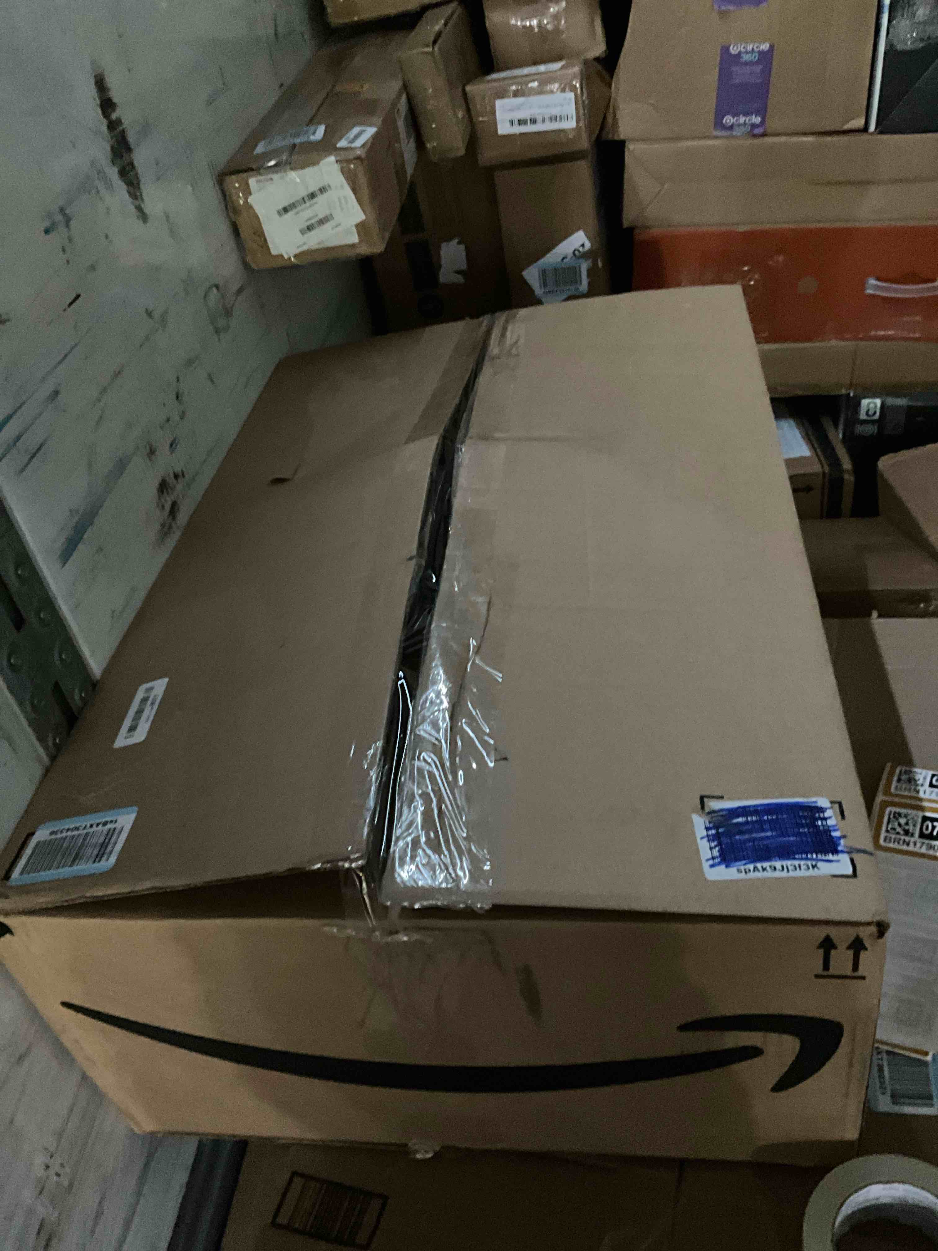https://s3.amazonaws.com/lotting-images-prod/bidfta/BRN1790764_1757426755335.jpeg