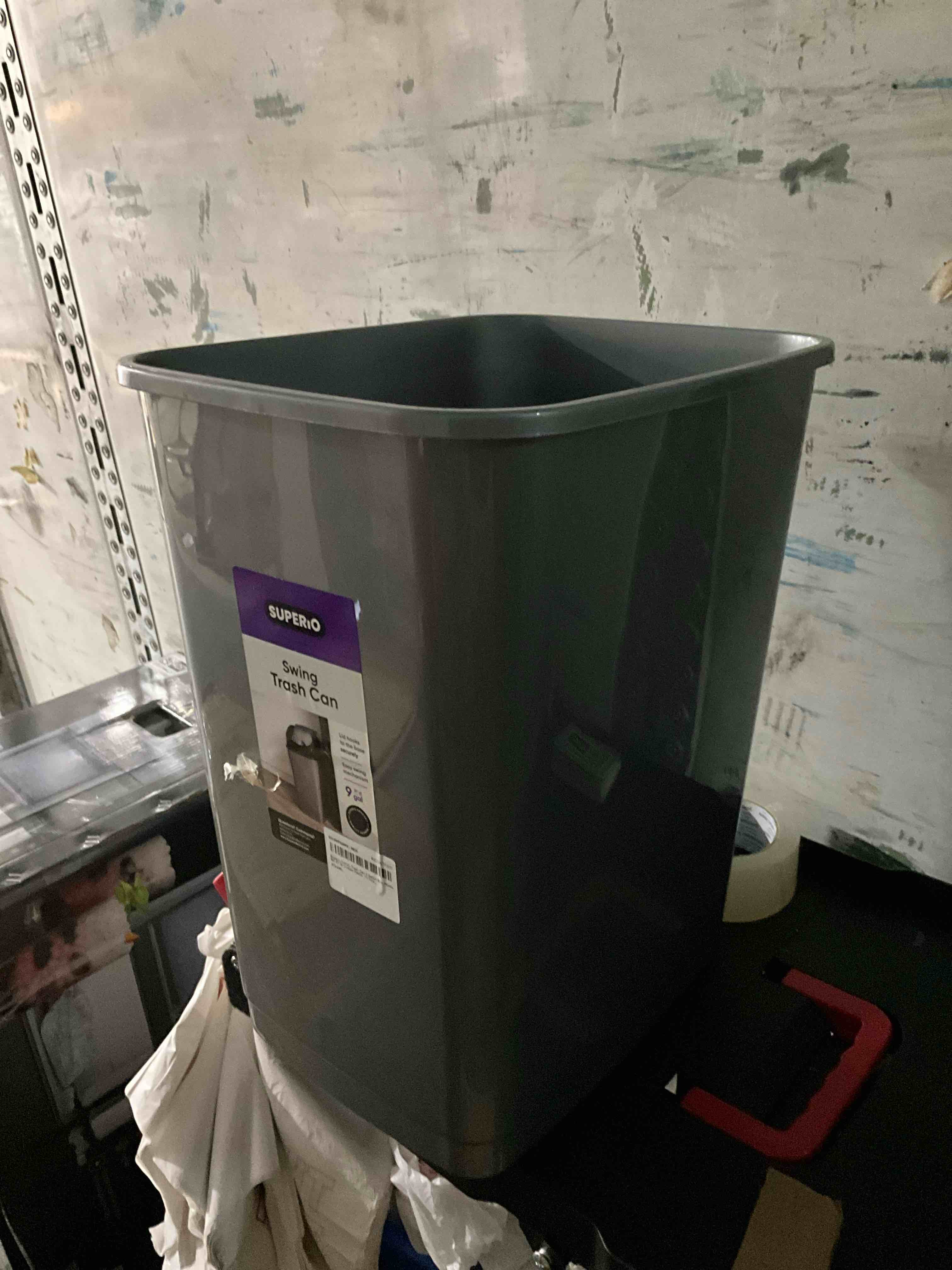 https://s3.amazonaws.com/lotting-images-prod/bidfta/BRN1790766_1757426444406.jpeg