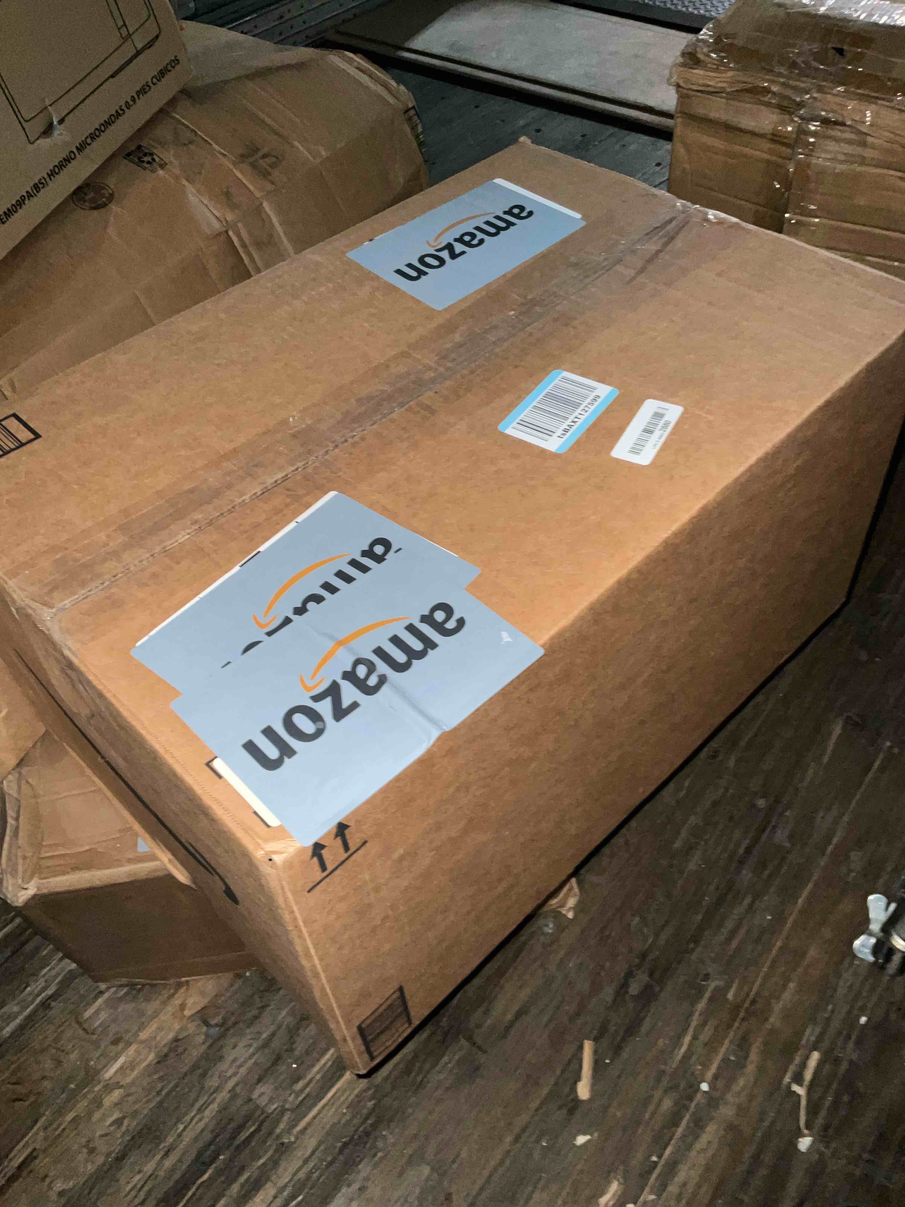 https://s3.amazonaws.com/lotting-images-prod/bidfta/BRN1790766_1757426488103.jpeg